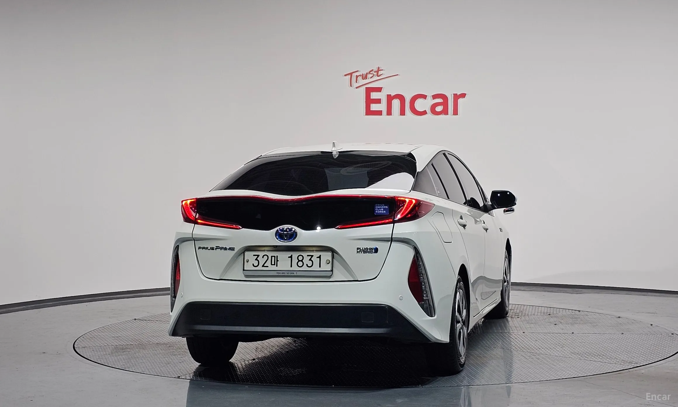 Toyota Prius Prime превью 4