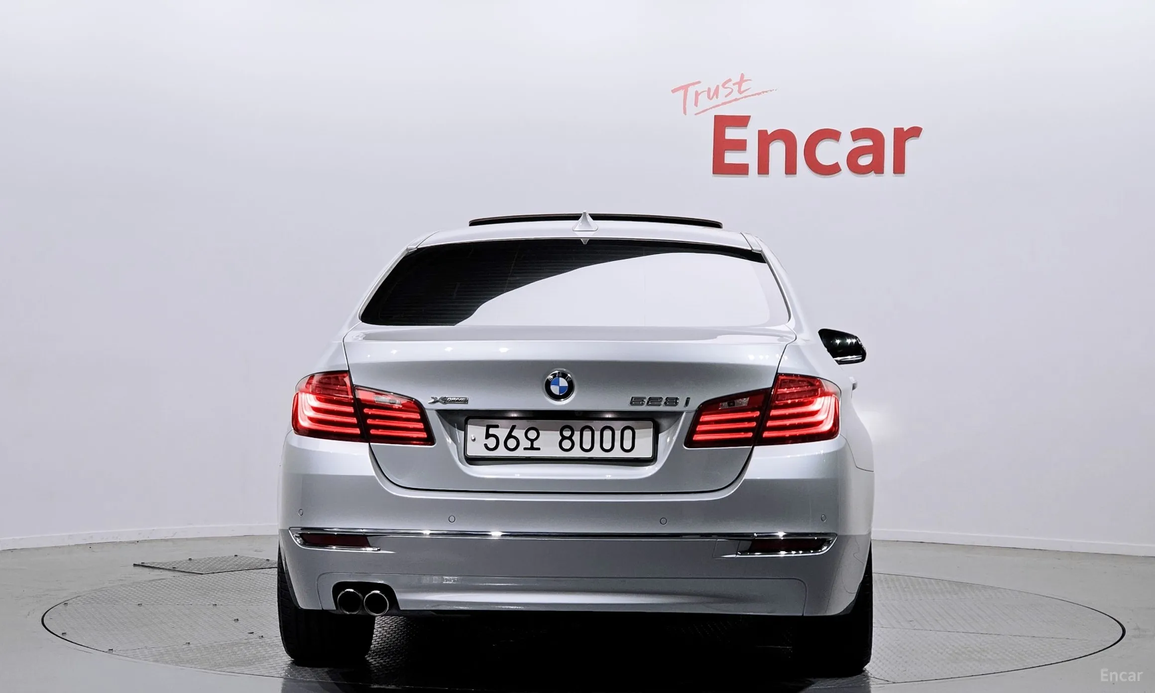 BMW 5 Series (F10) превью 3