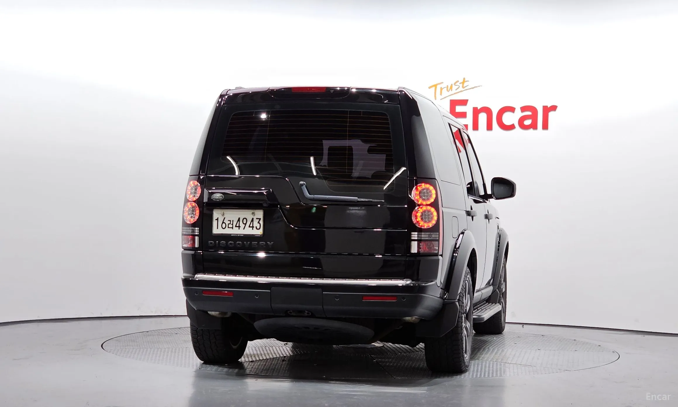 Land Rover Discovery 4 превью 3