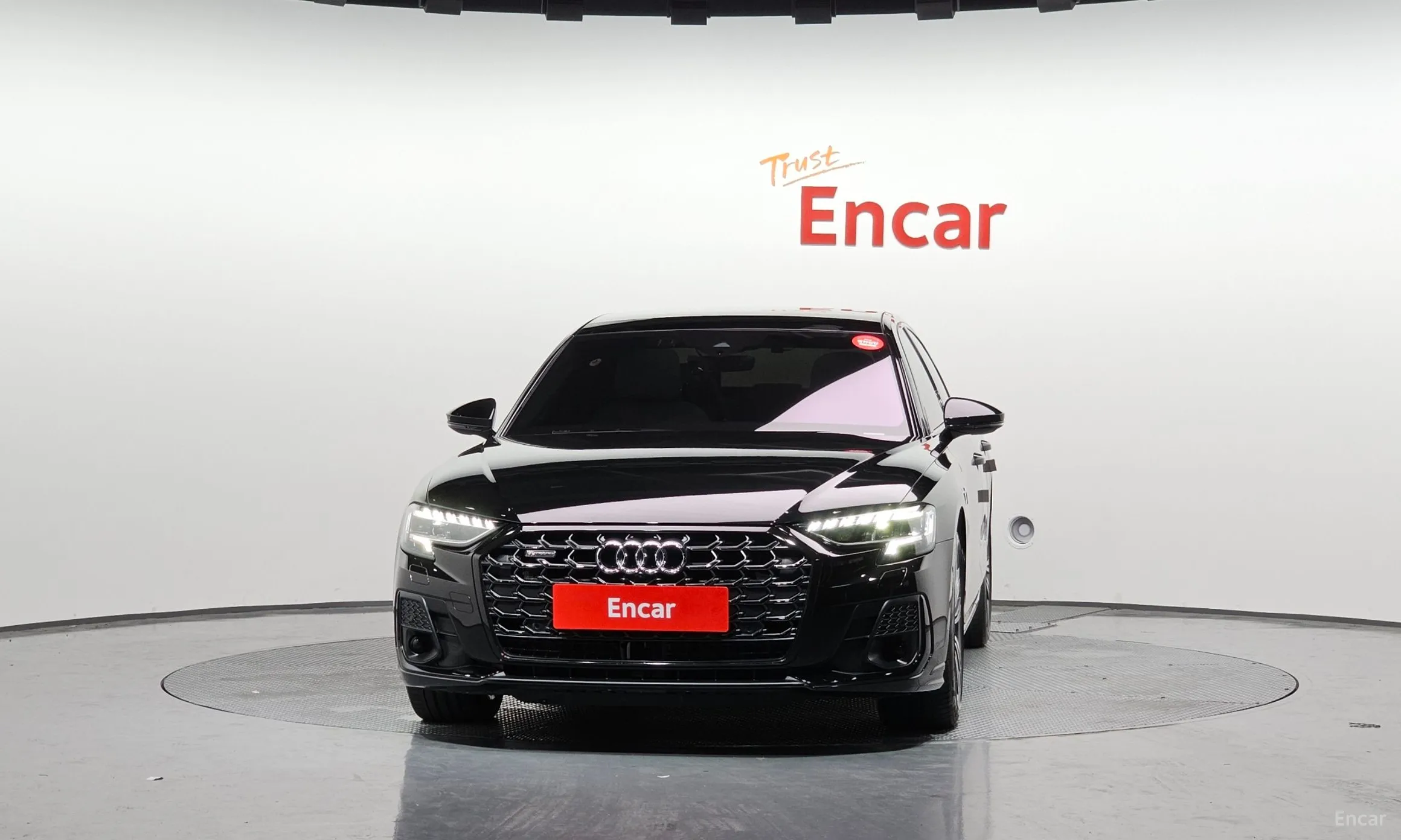 Audi A8 (D5)
