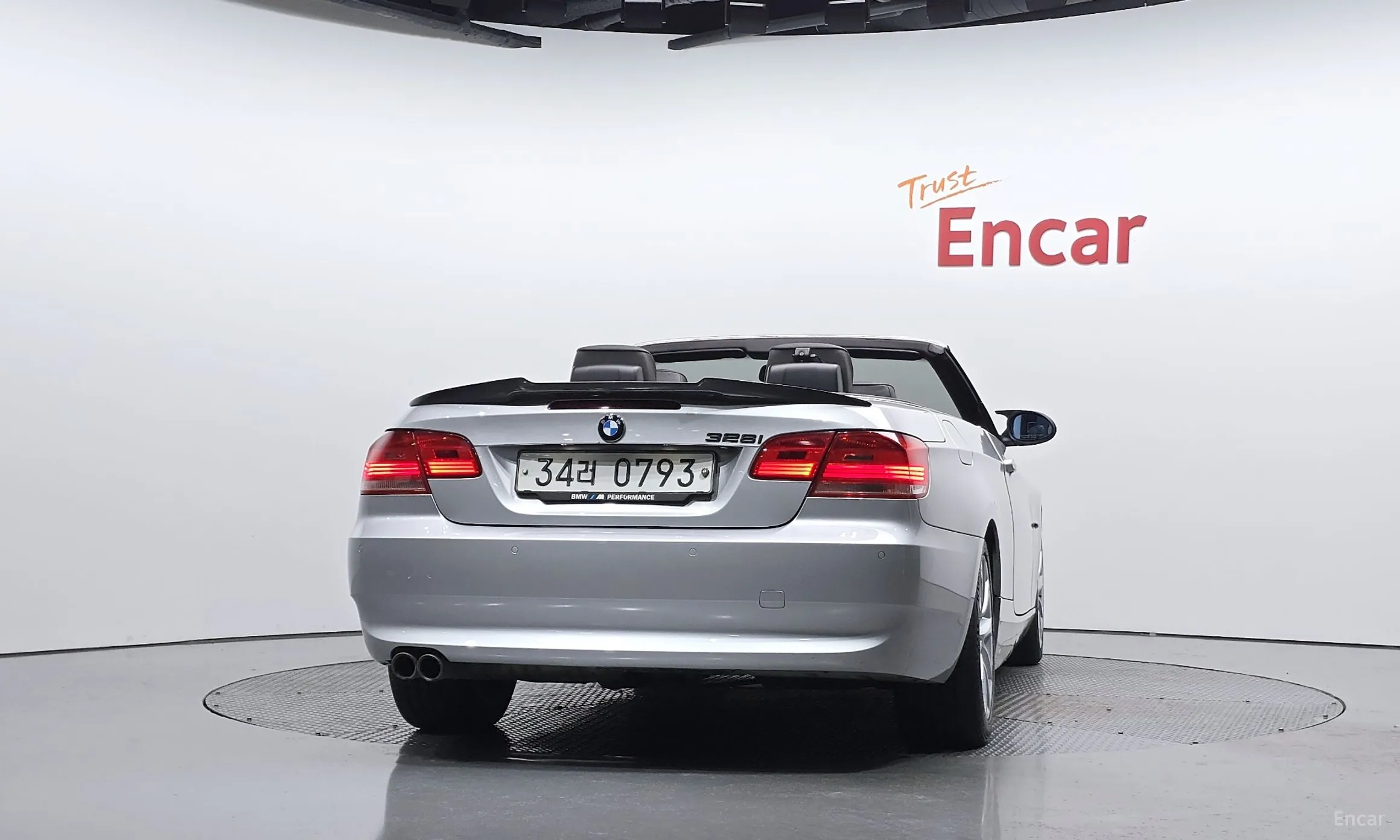 BMW 3 Series (E90) превью 3