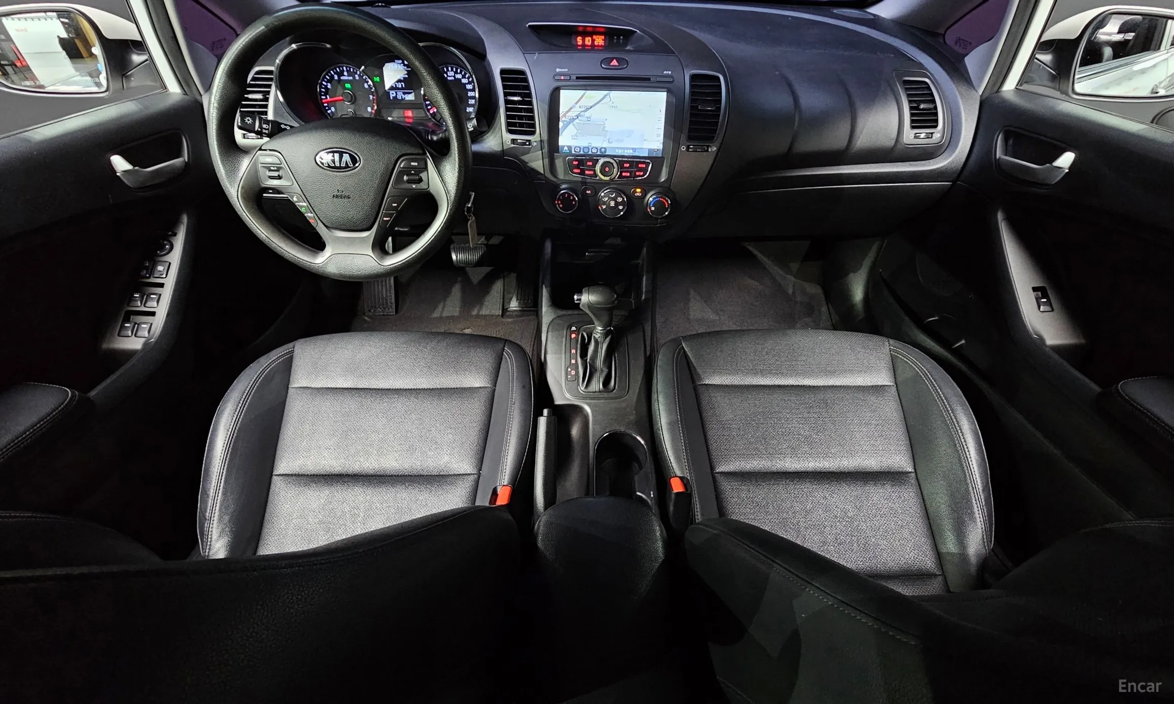 Kia K3 превью 4