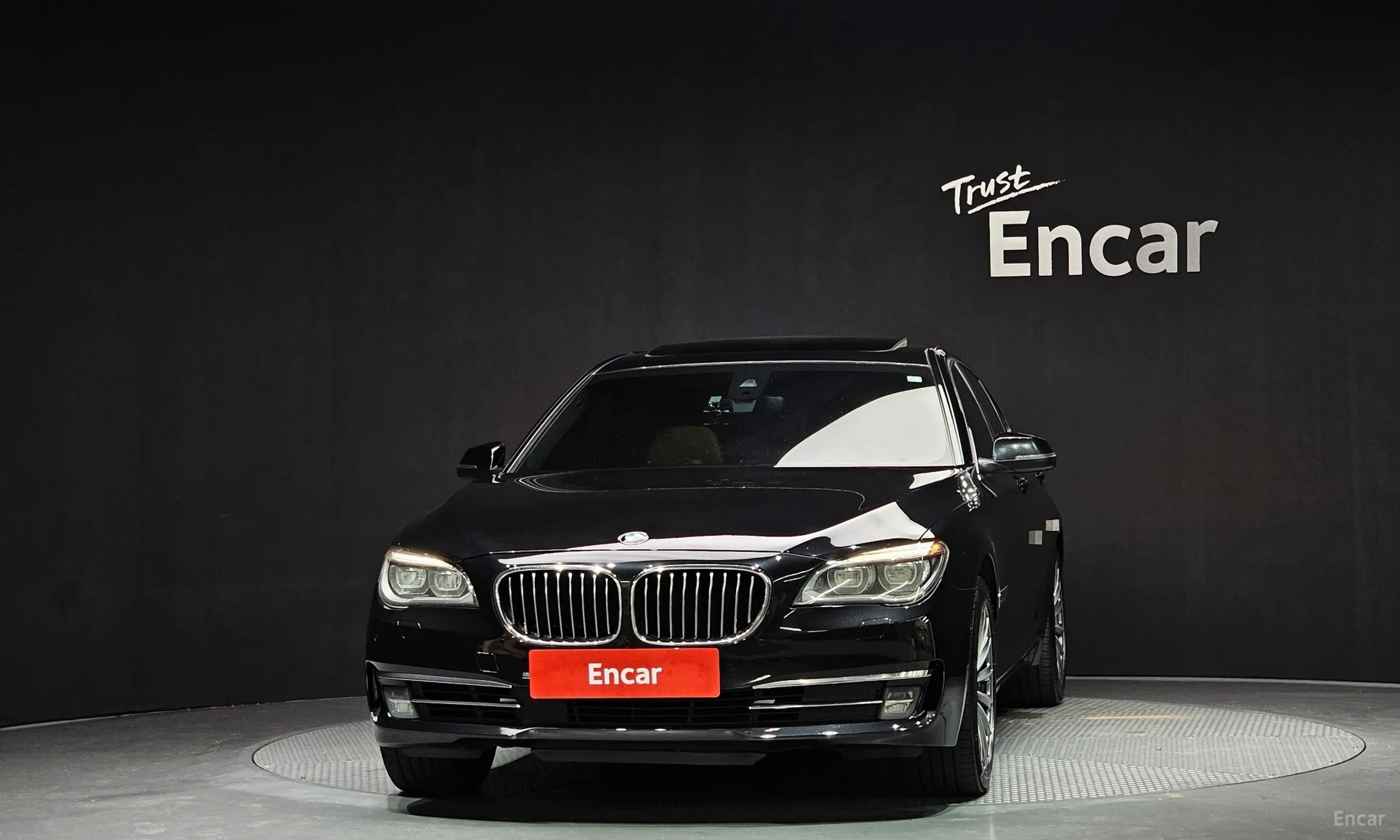 BMW 7 Series (F01) превью 2
