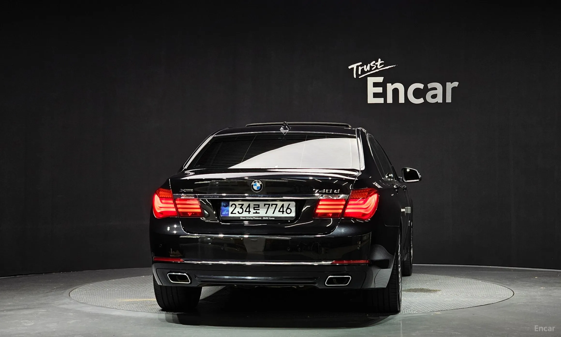BMW 7 Series (F01) превью 3