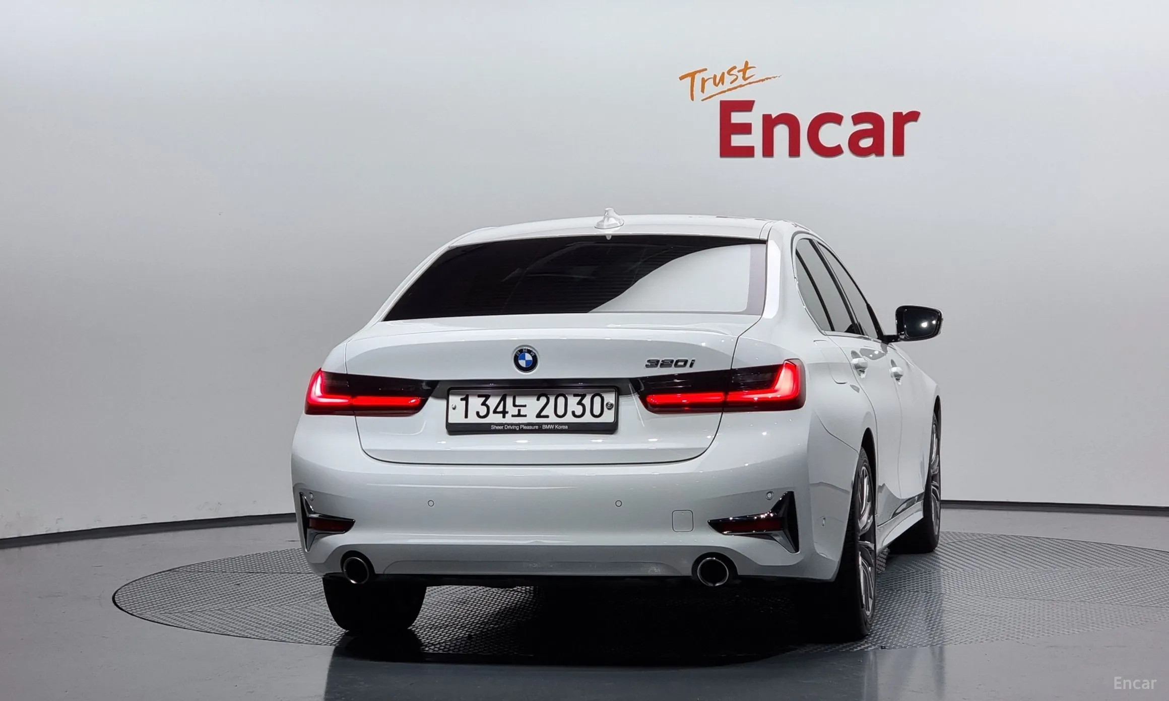 BMW 3 Series (G20) превью 3
