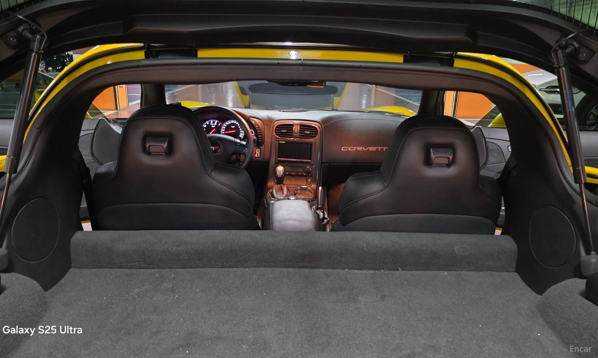 Chevrolet Corvette превью 19