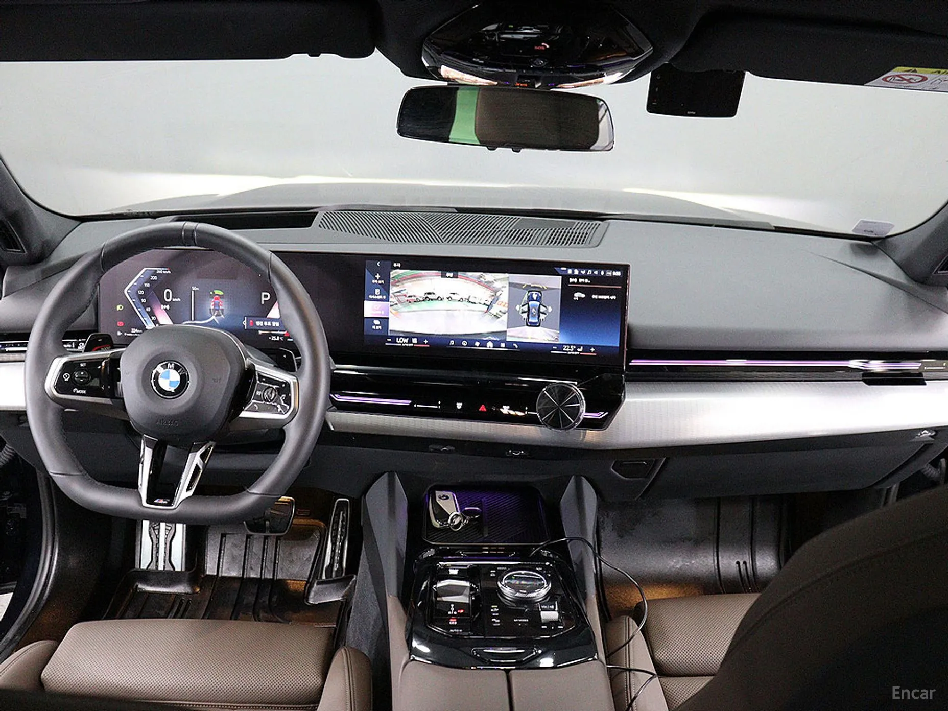 BMW 5 Series (G60) превью 4