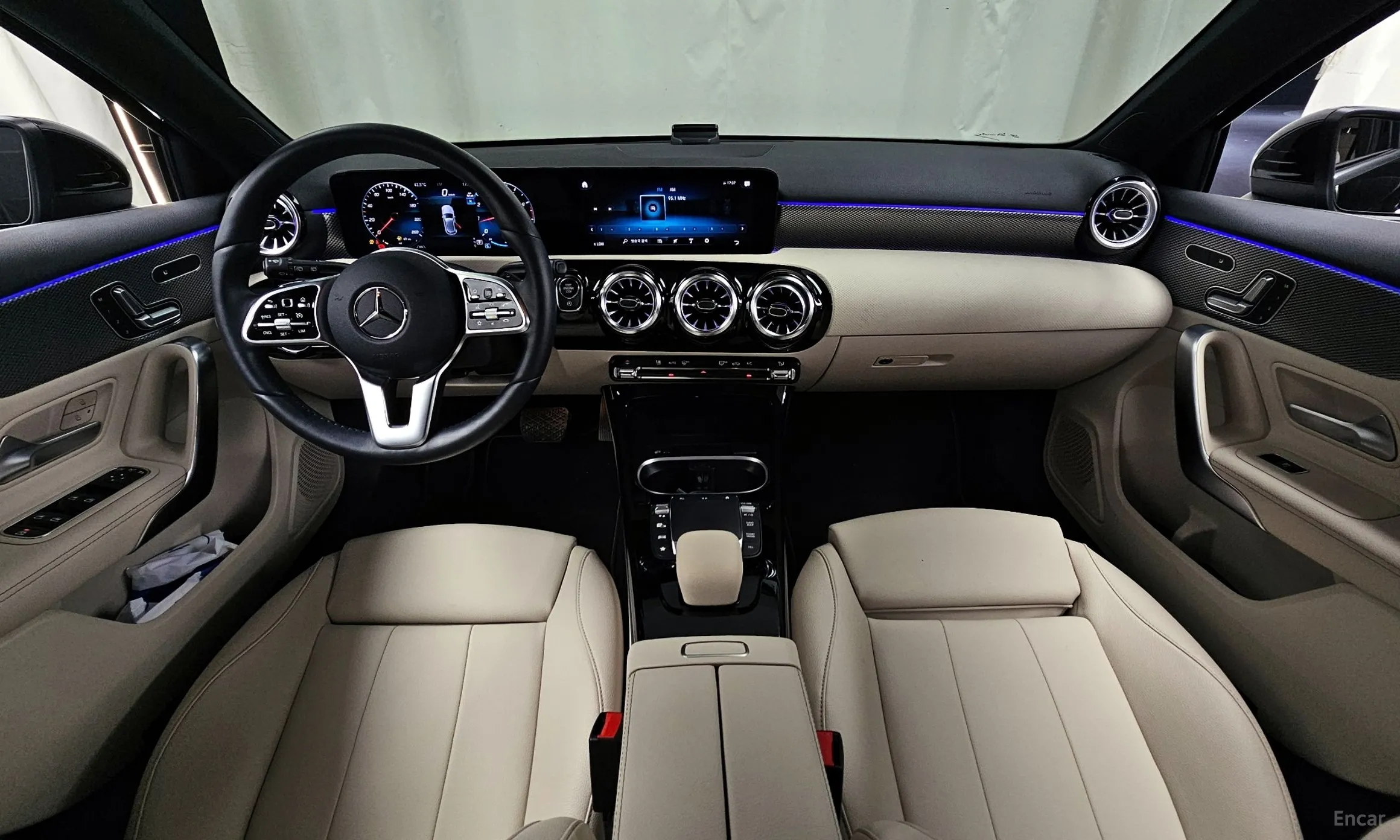 Mercedes Benz A-Class W177 превью 4