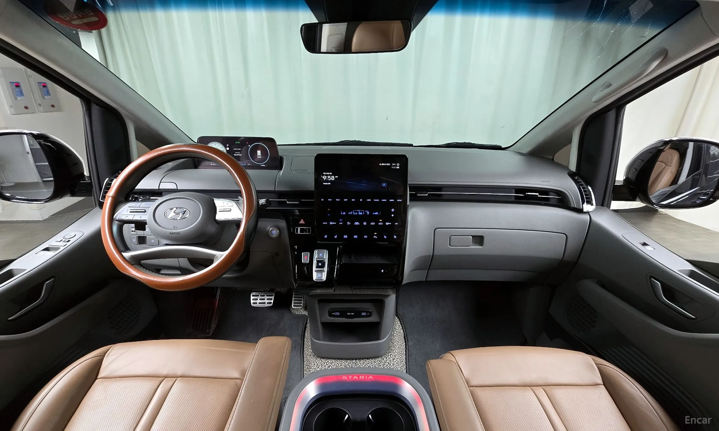 Hyundai Staria превью 4