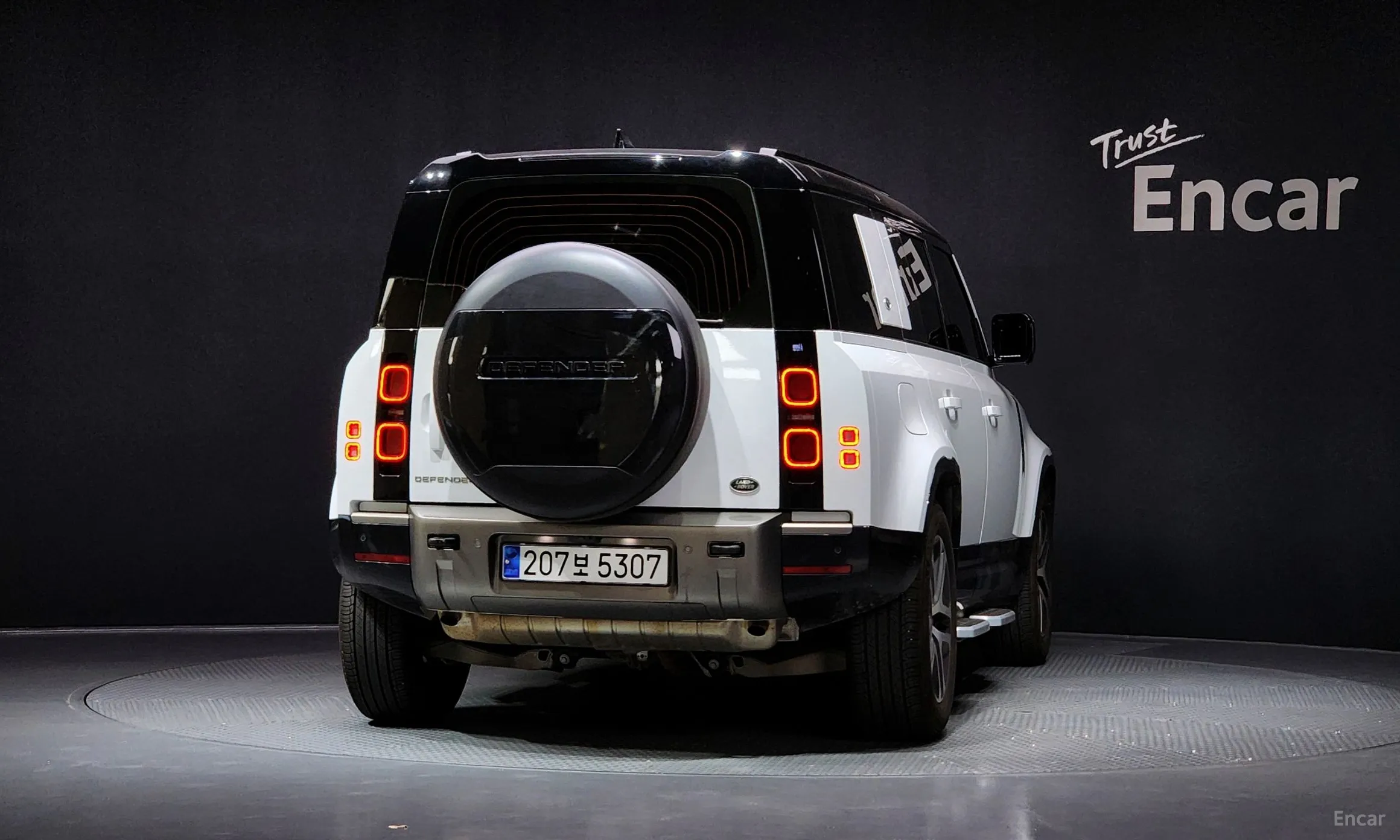 Land Rover Defender (L663) превью 3