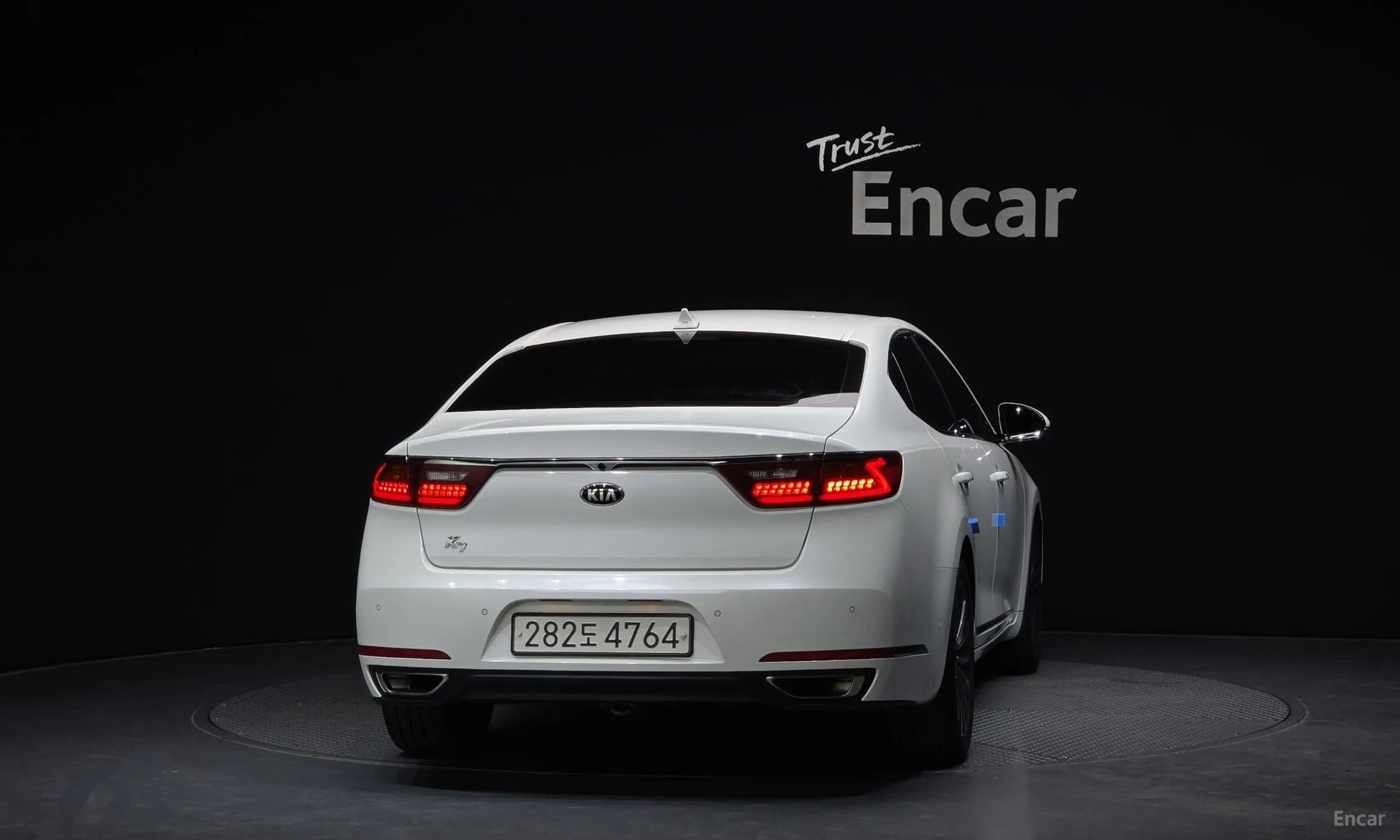 Kia K7 превью 3