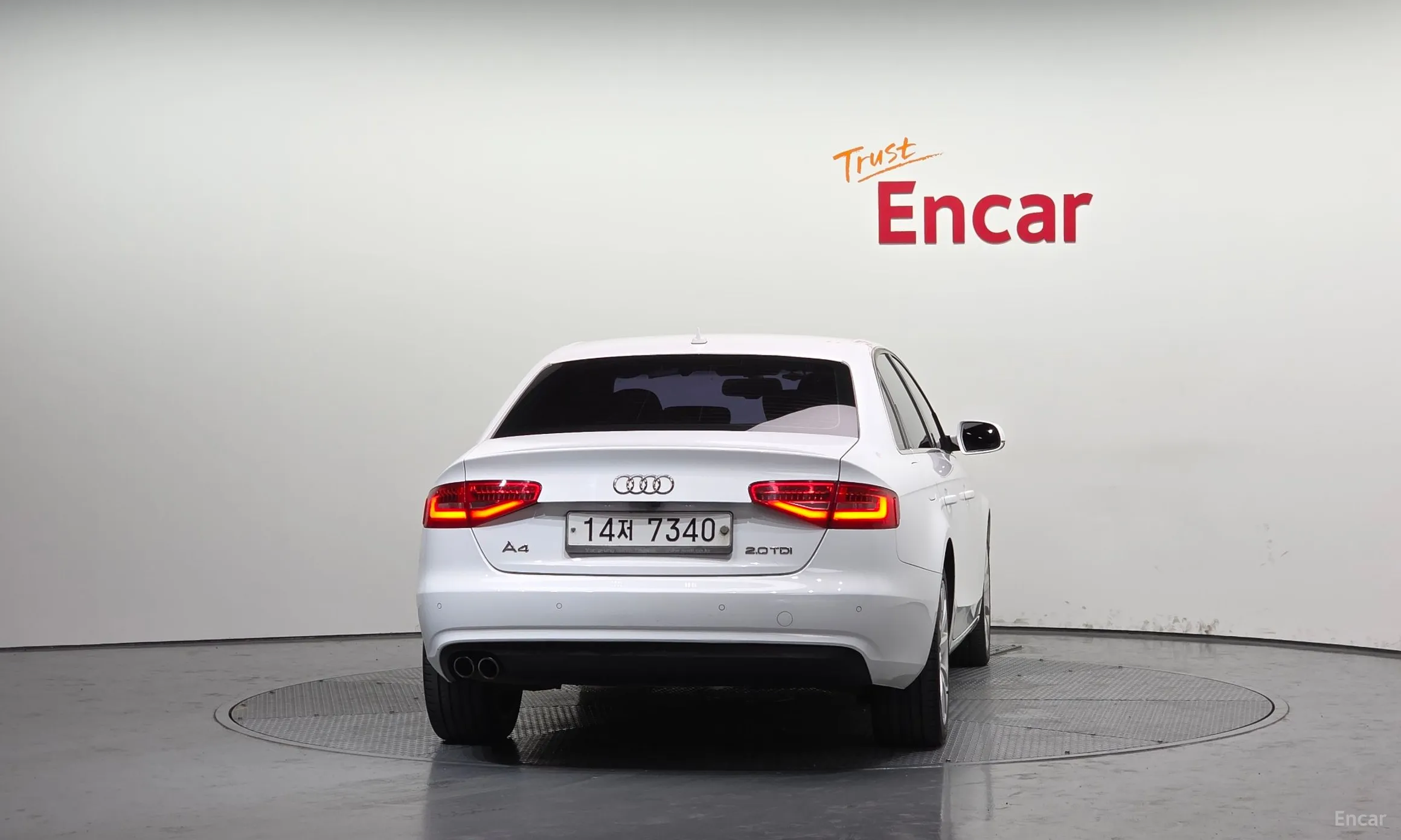 Audi New A4 превью 3
