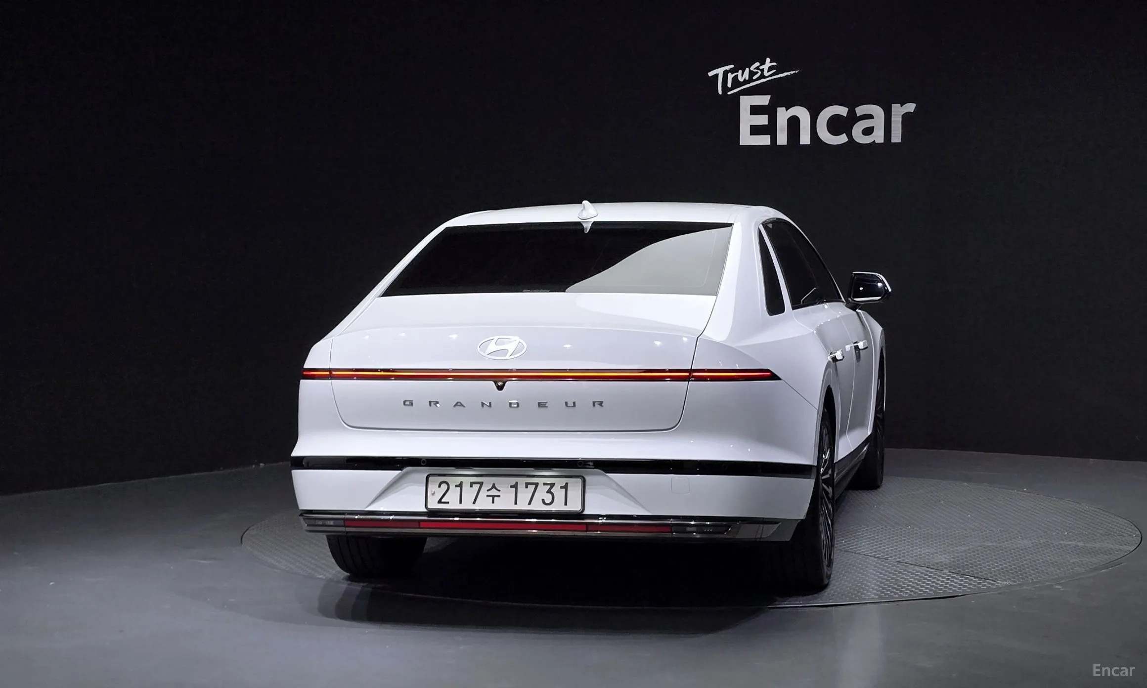 Hyundai Grandeur Hybrid (GN7) превью 3