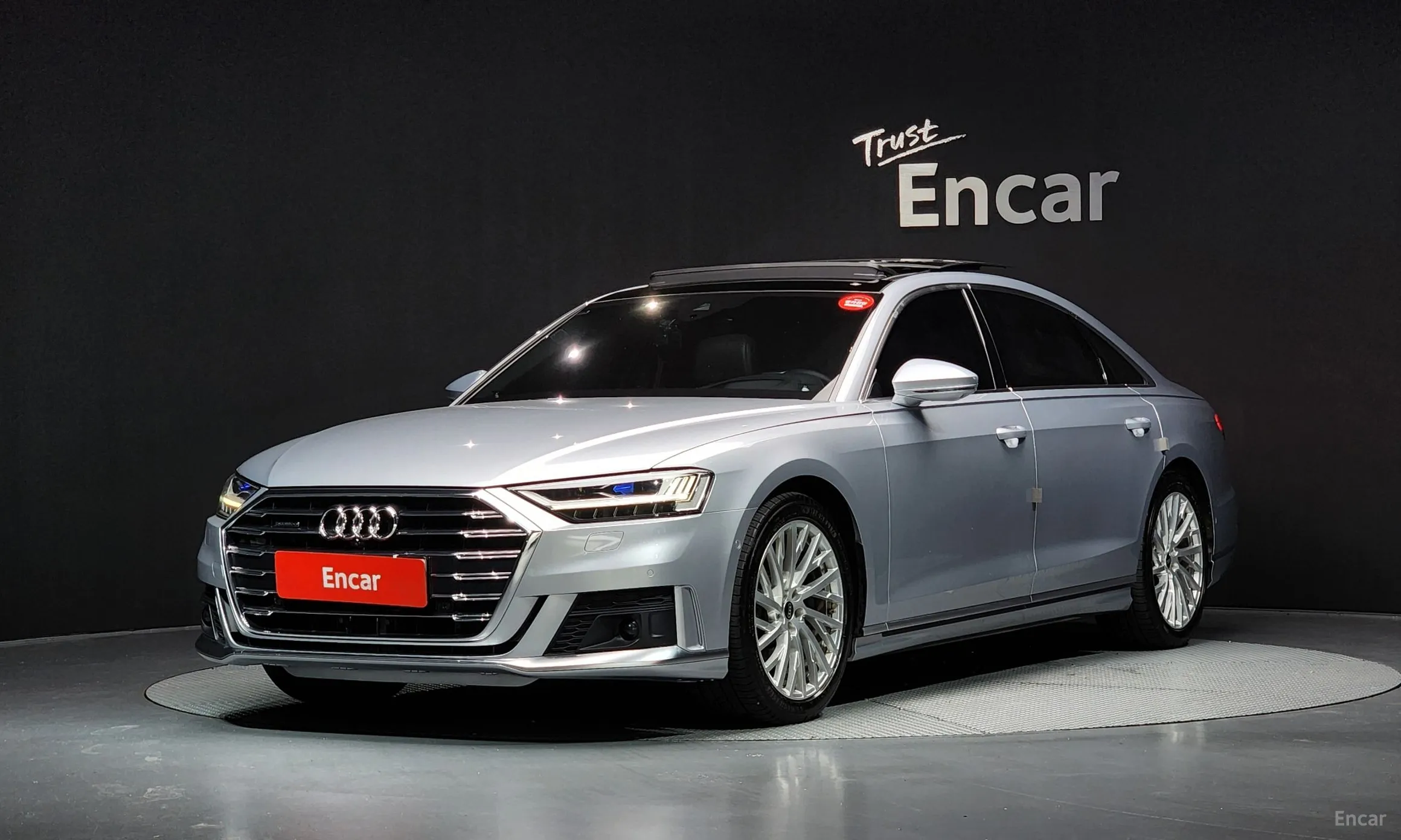 Audi A8 (D5)