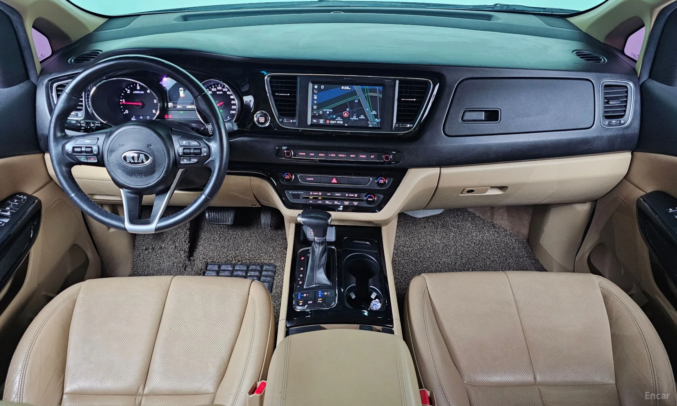 Kia Carnival превью 4