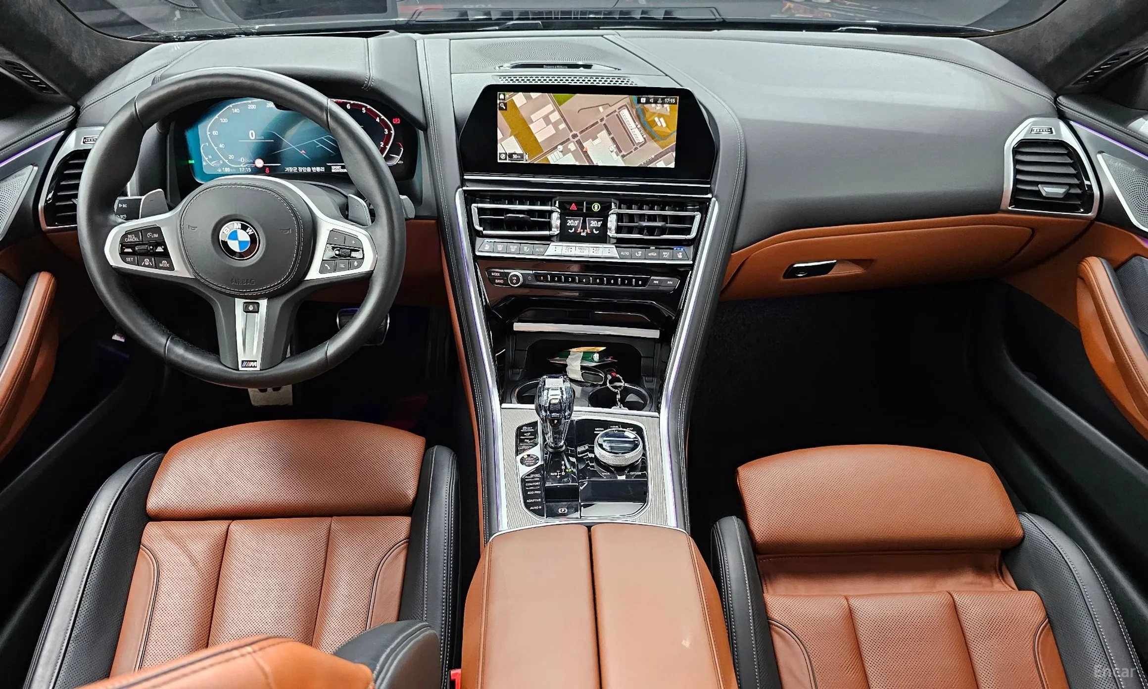 BMW 8-series (G15) превью 4
