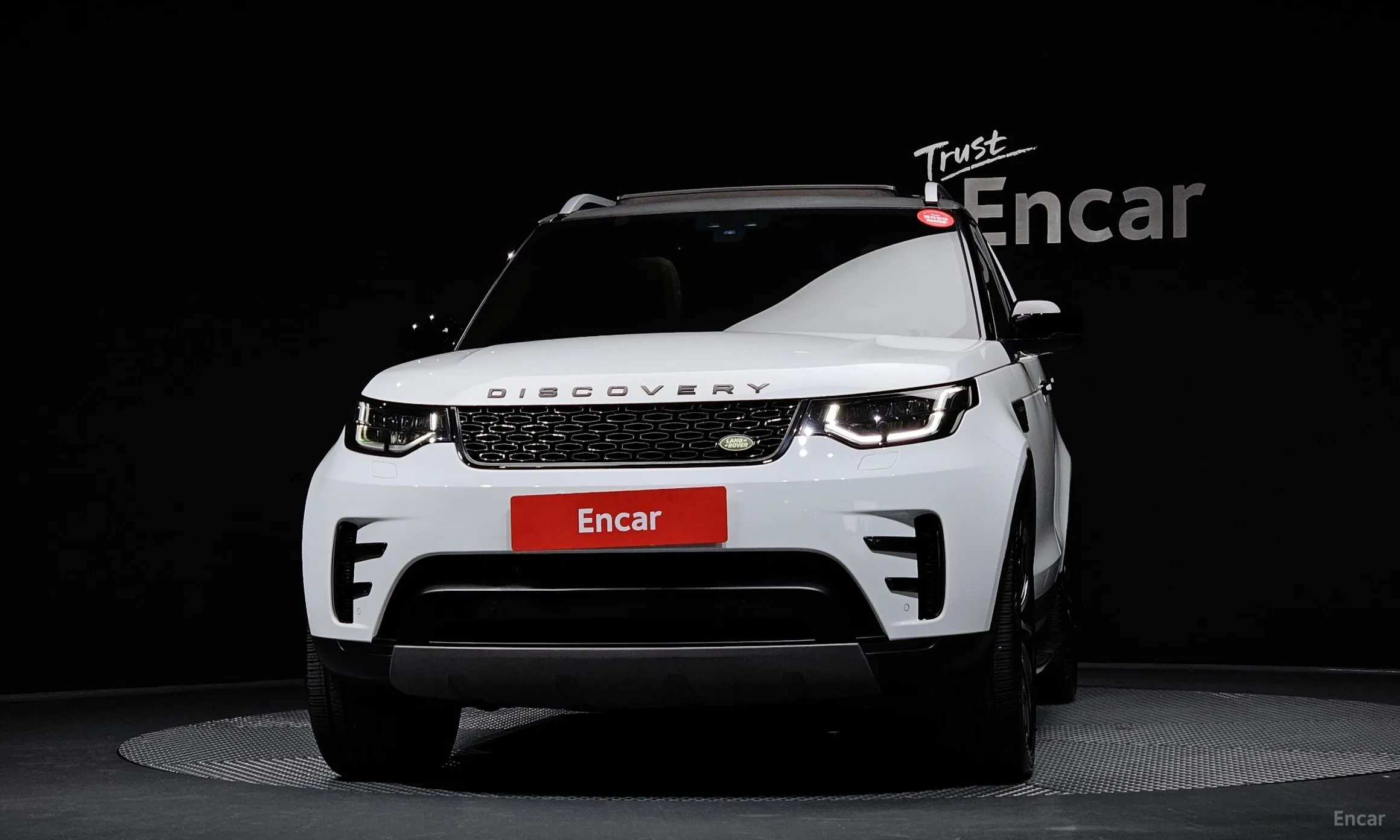 Land Rover Discovery 5 превью 2