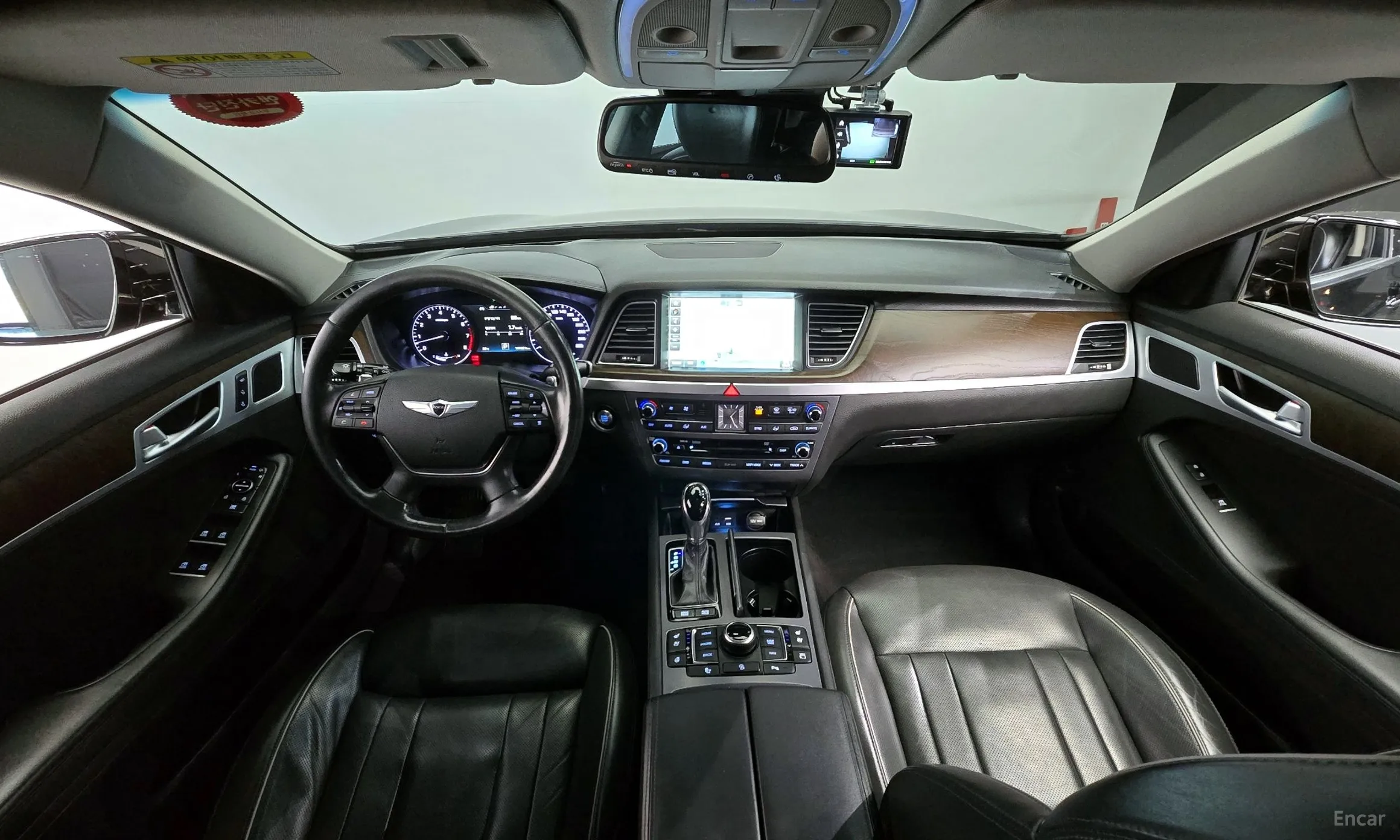 Hyundai Genesis DH превью 4