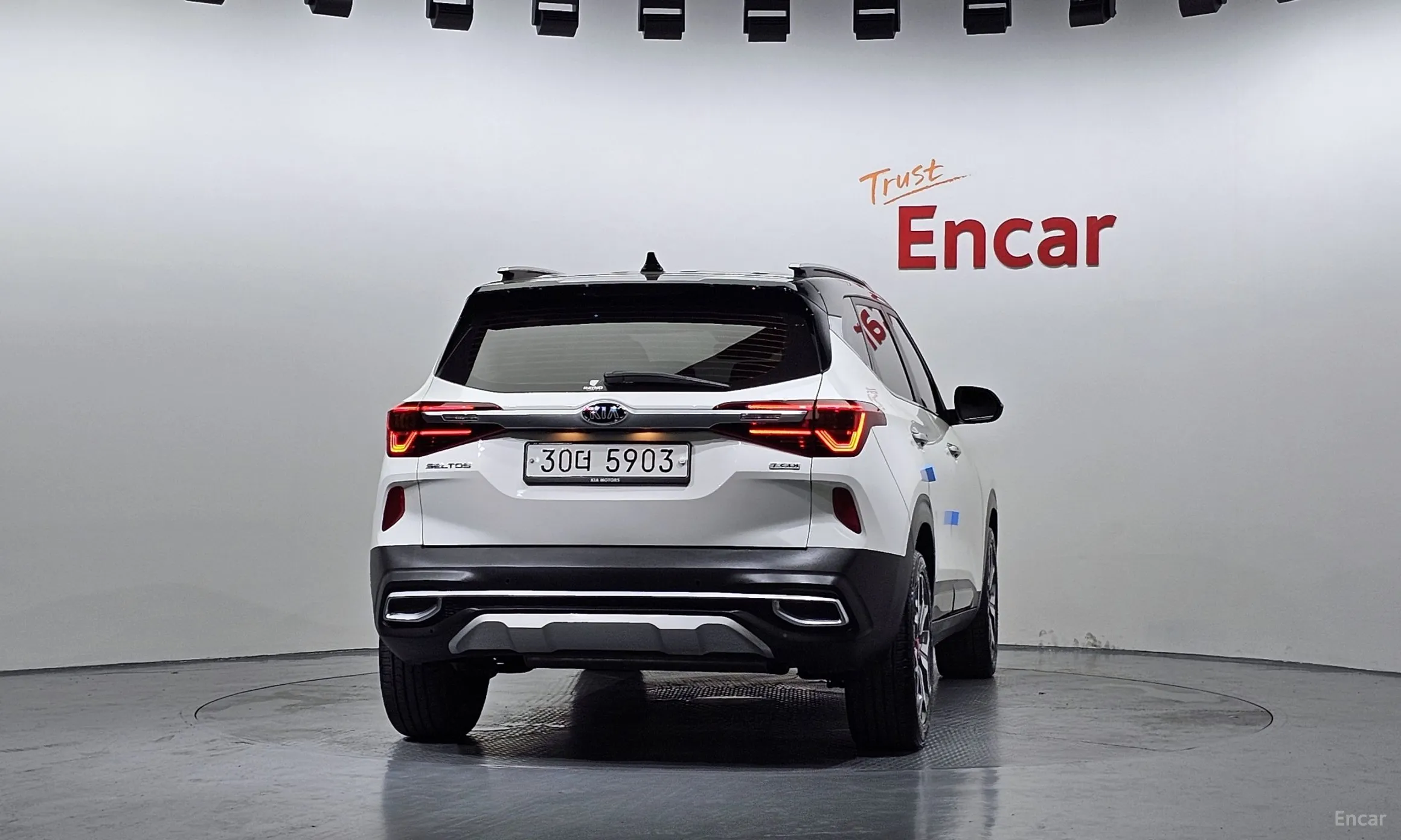 Kia Seltos превью 3