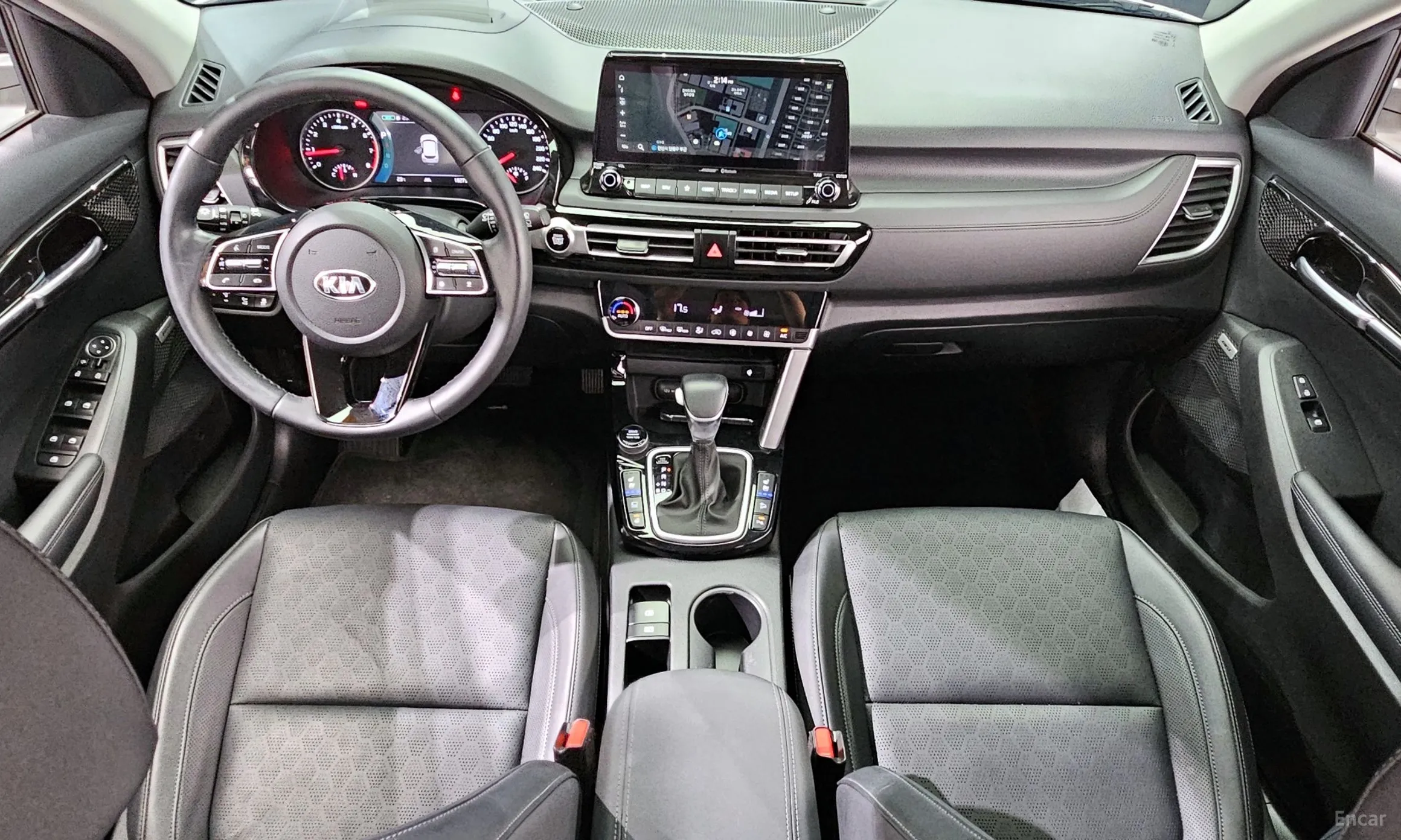 Kia Seltos превью 4