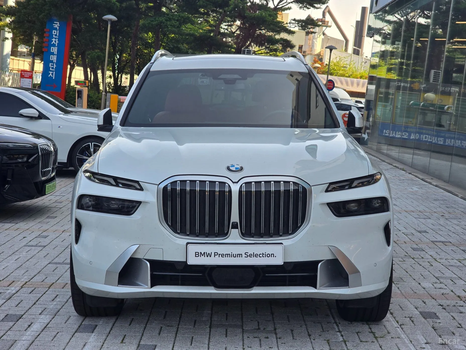 BMW X7 (G07) превью 2