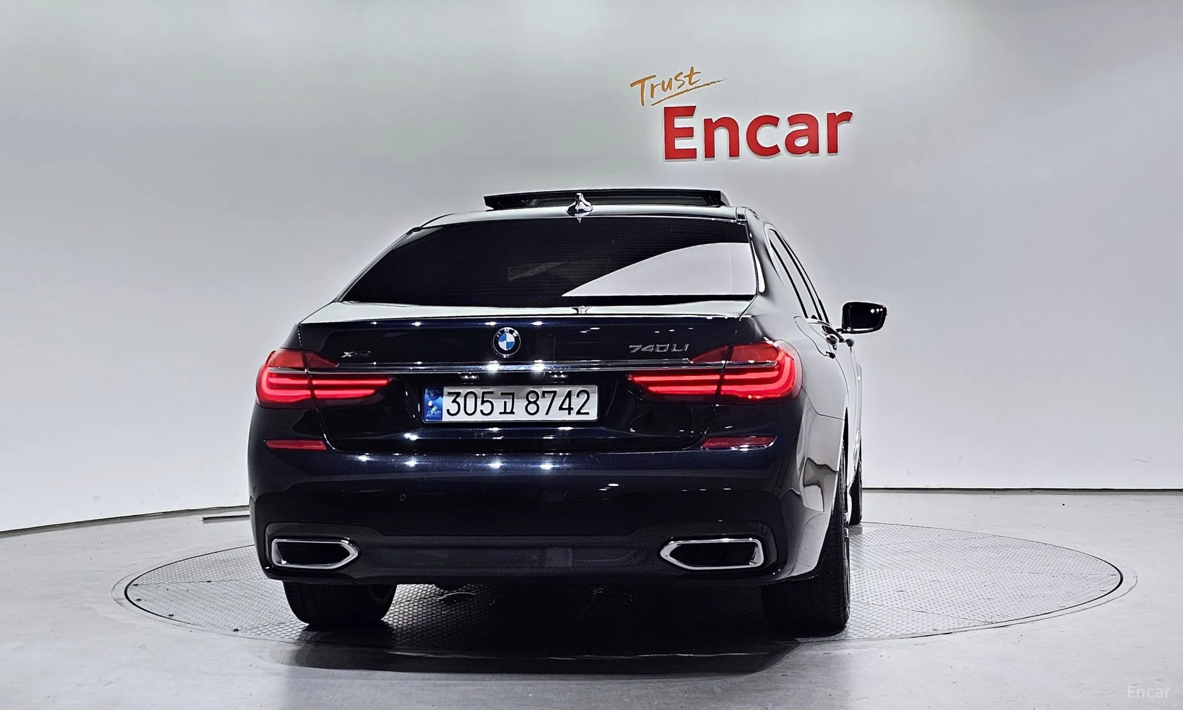 BMW 7 Series (G11) превью 3