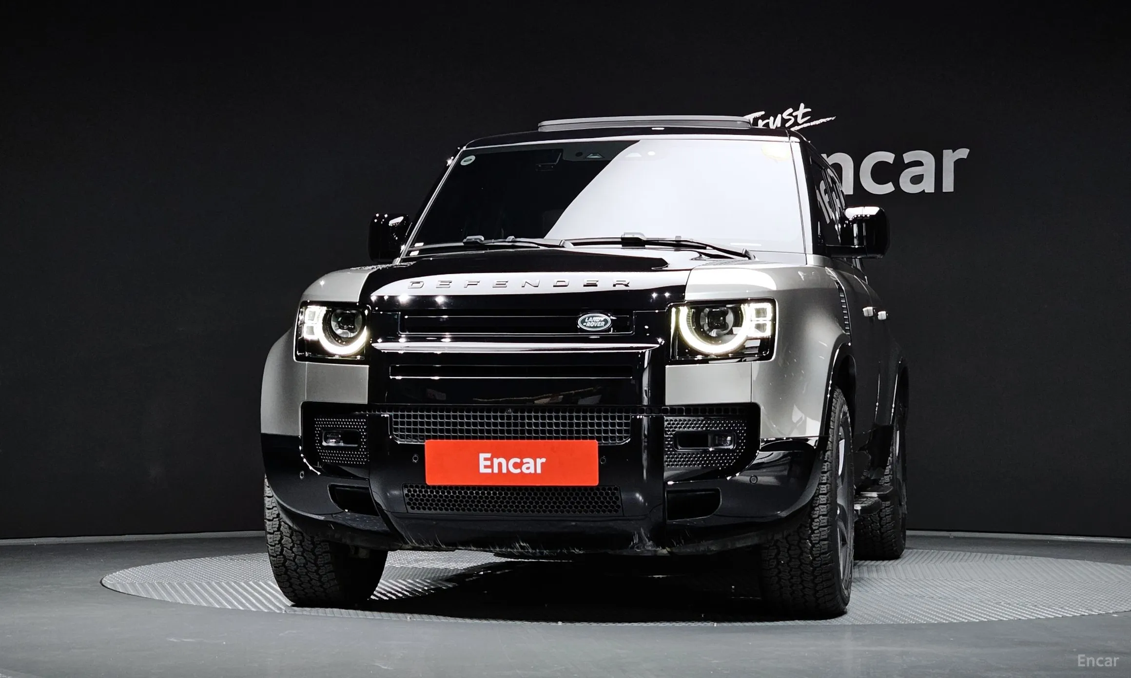 Land Rover Defender (L663)