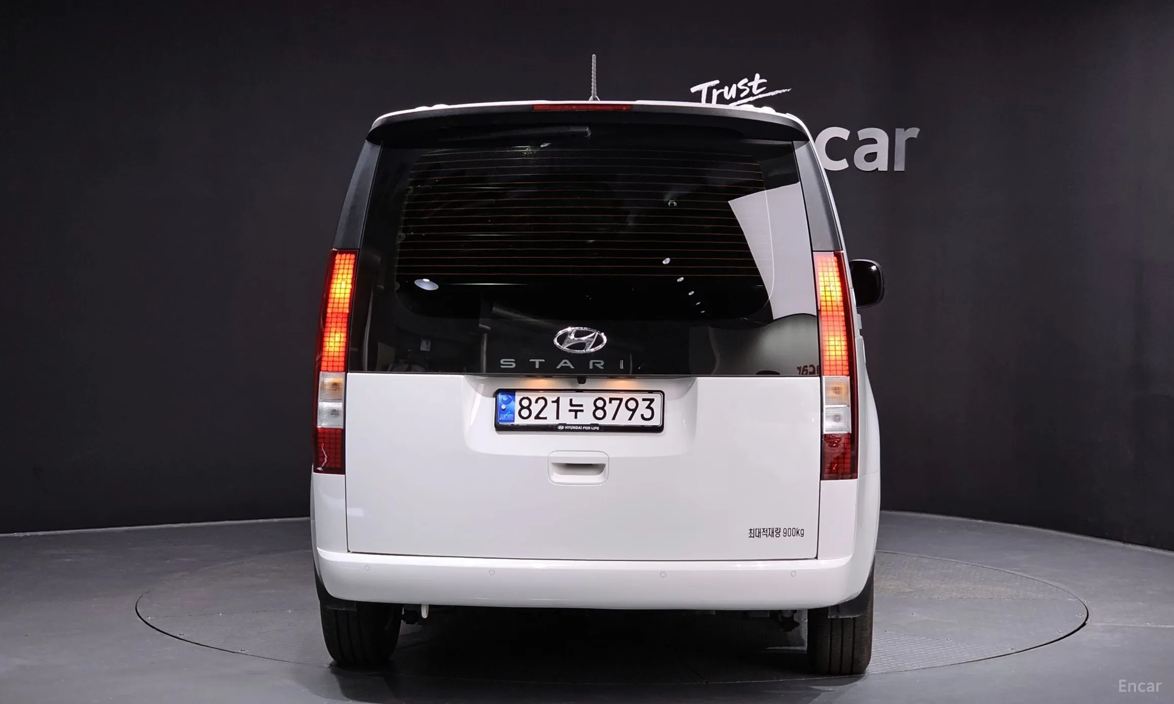Hyundai Staria превью 3