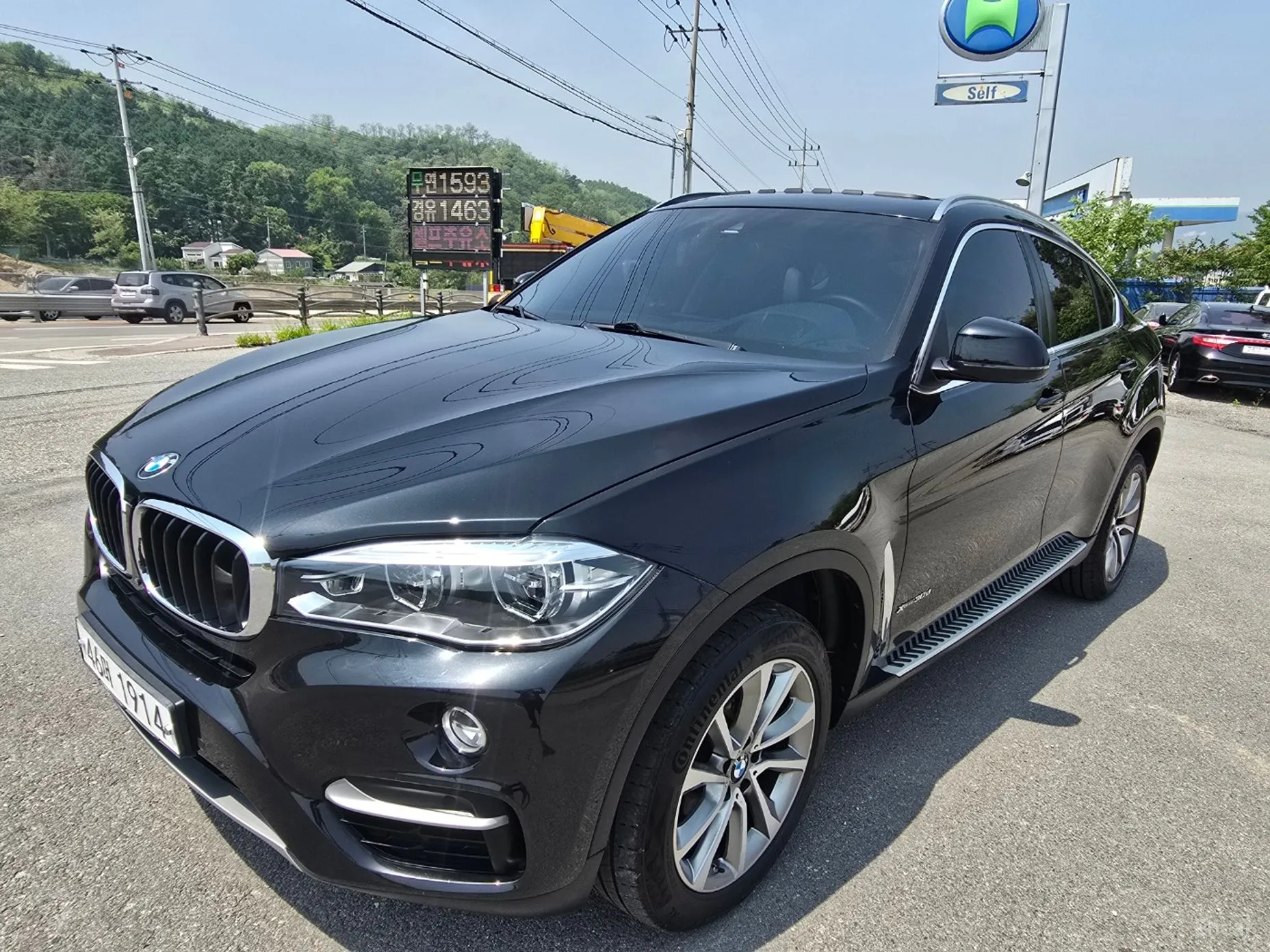 X6 (F16)