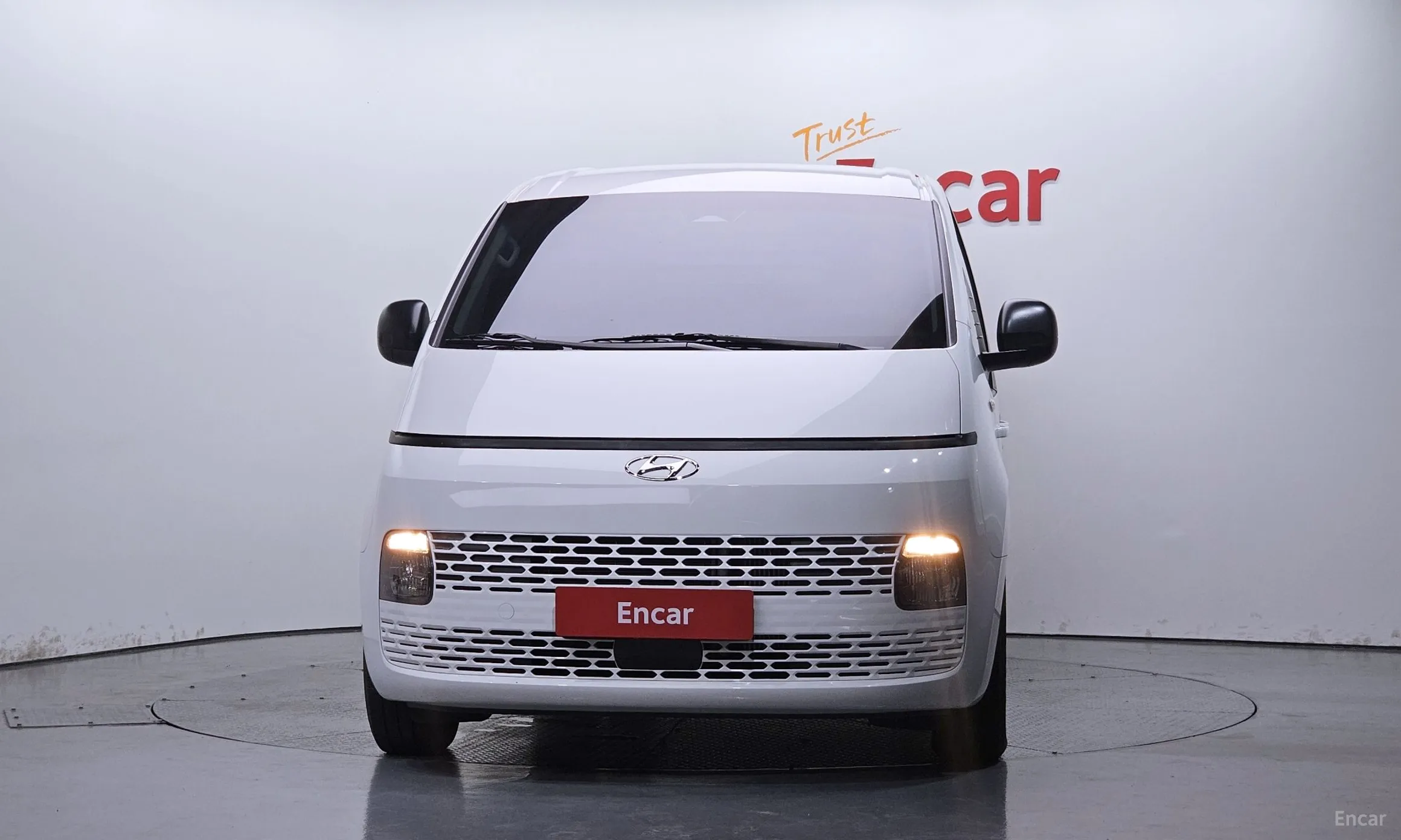 Hyundai Staria превью 2
