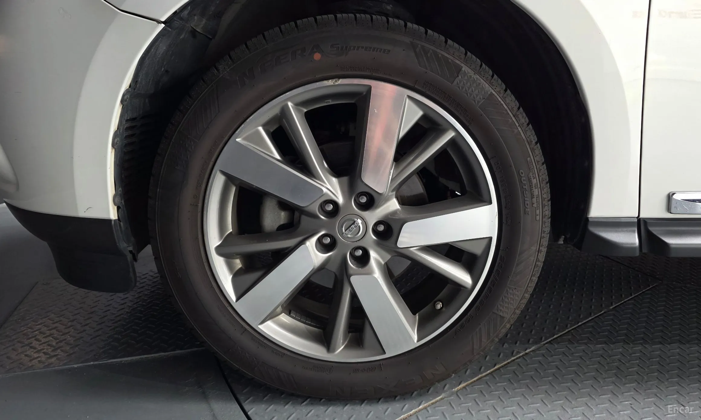 Nissan Pathfinder Gen 4 превью 5