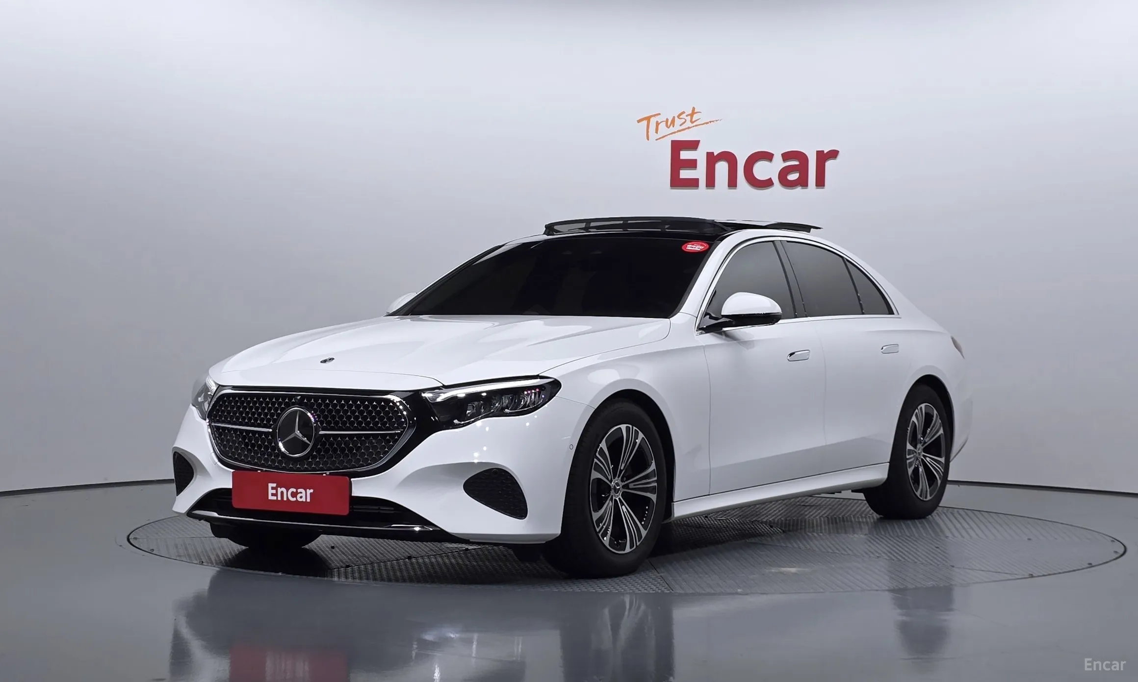 E-Class W214