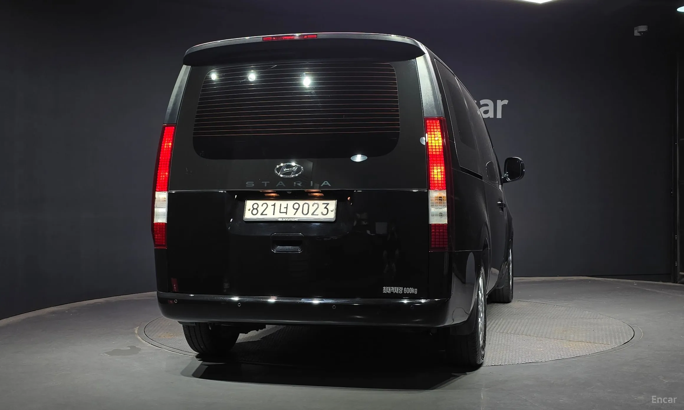 Hyundai Staria превью 3