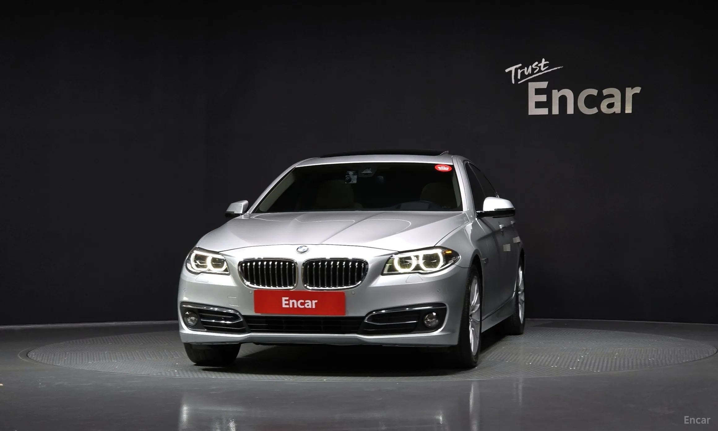 BMW 5 Series (F10) превью 2