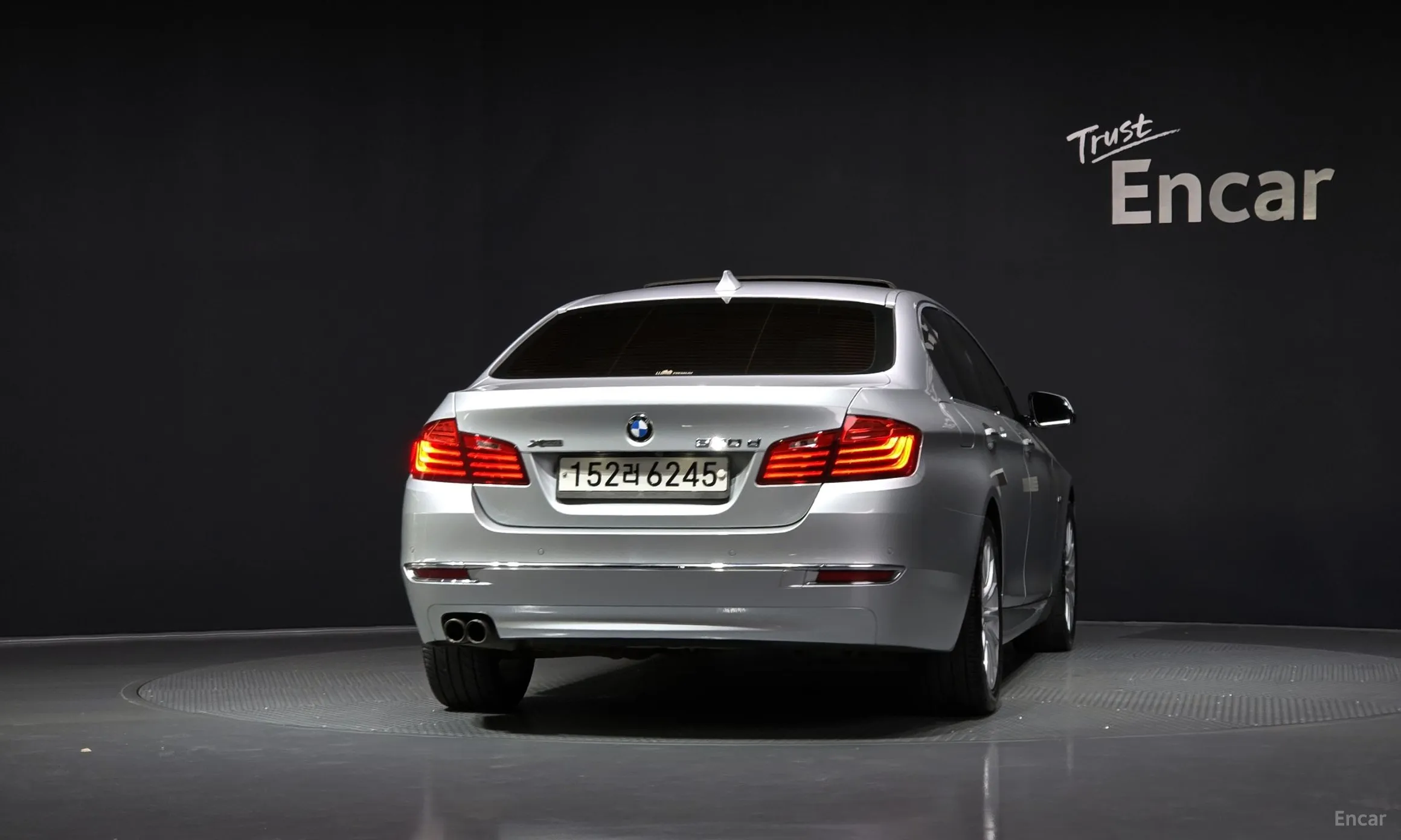 BMW 5 Series (F10) превью 3