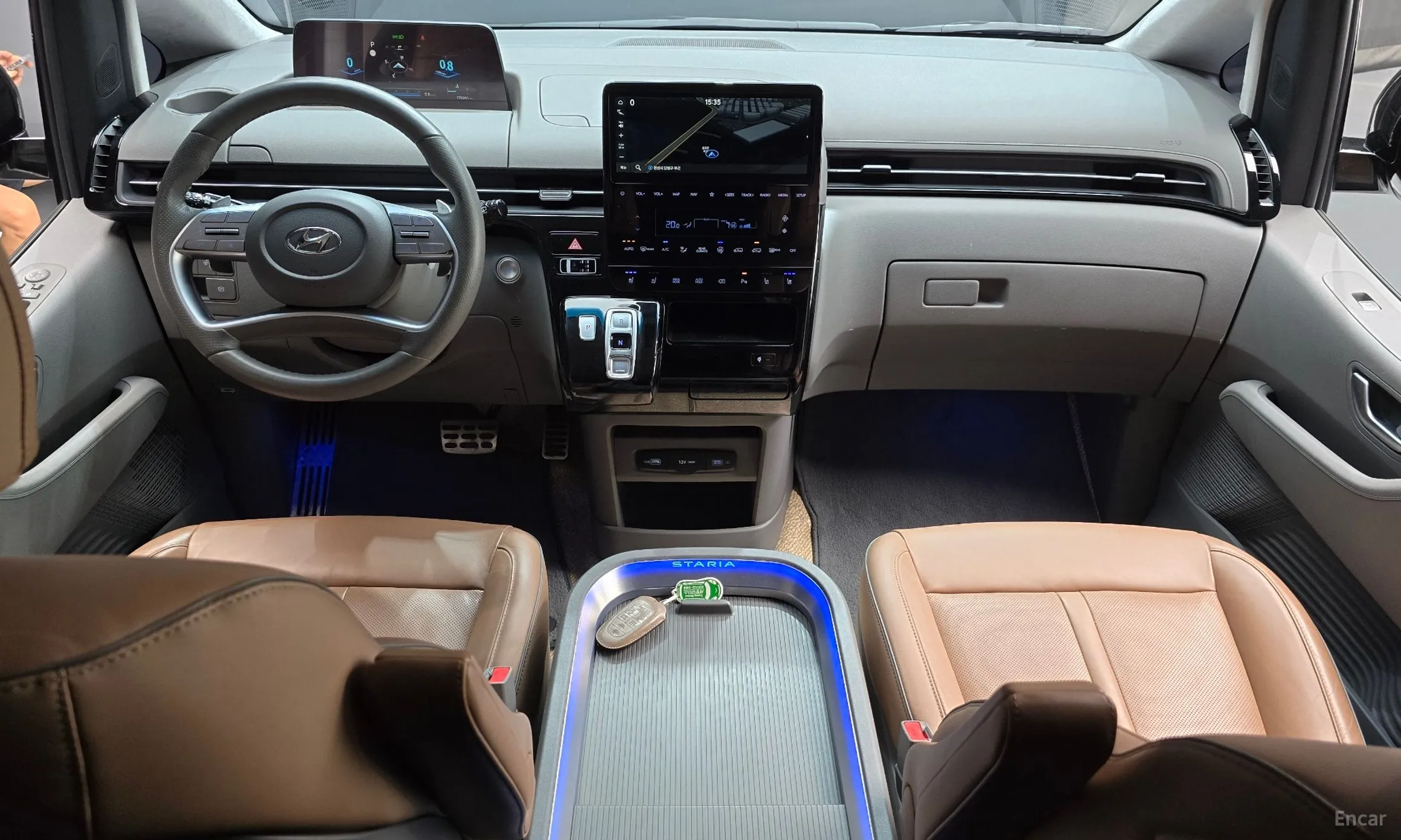Hyundai Staria превью 4