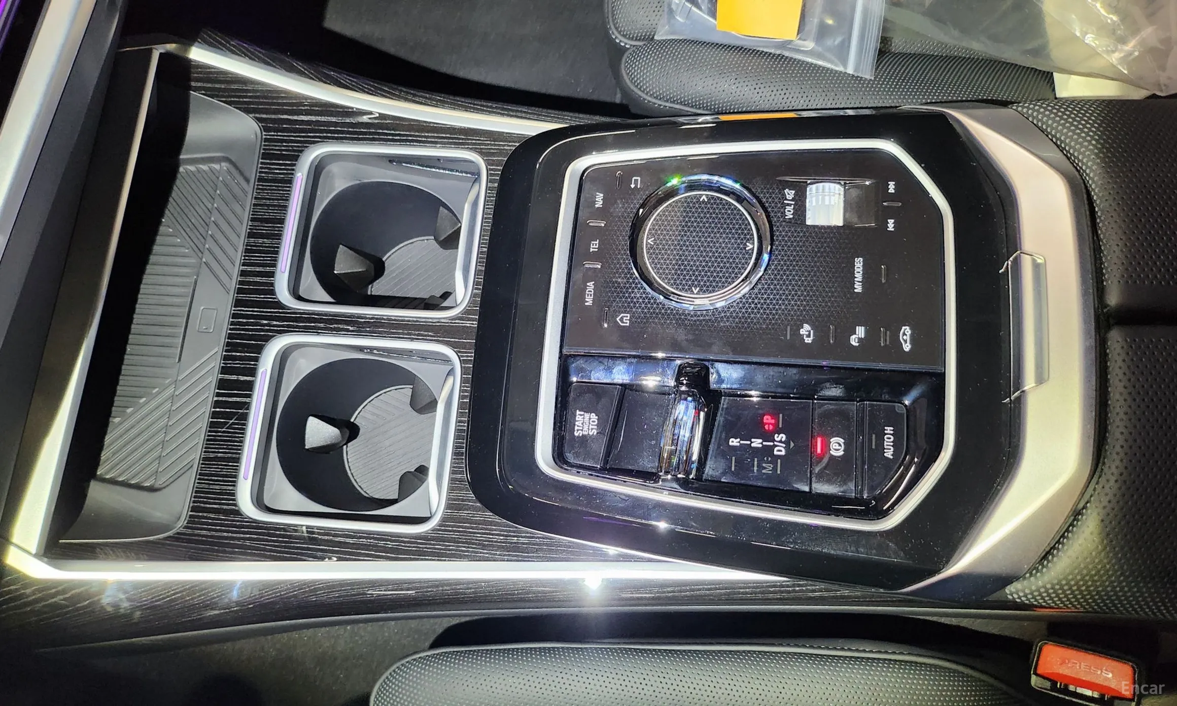 BMW 7 Series (G70) превью 4