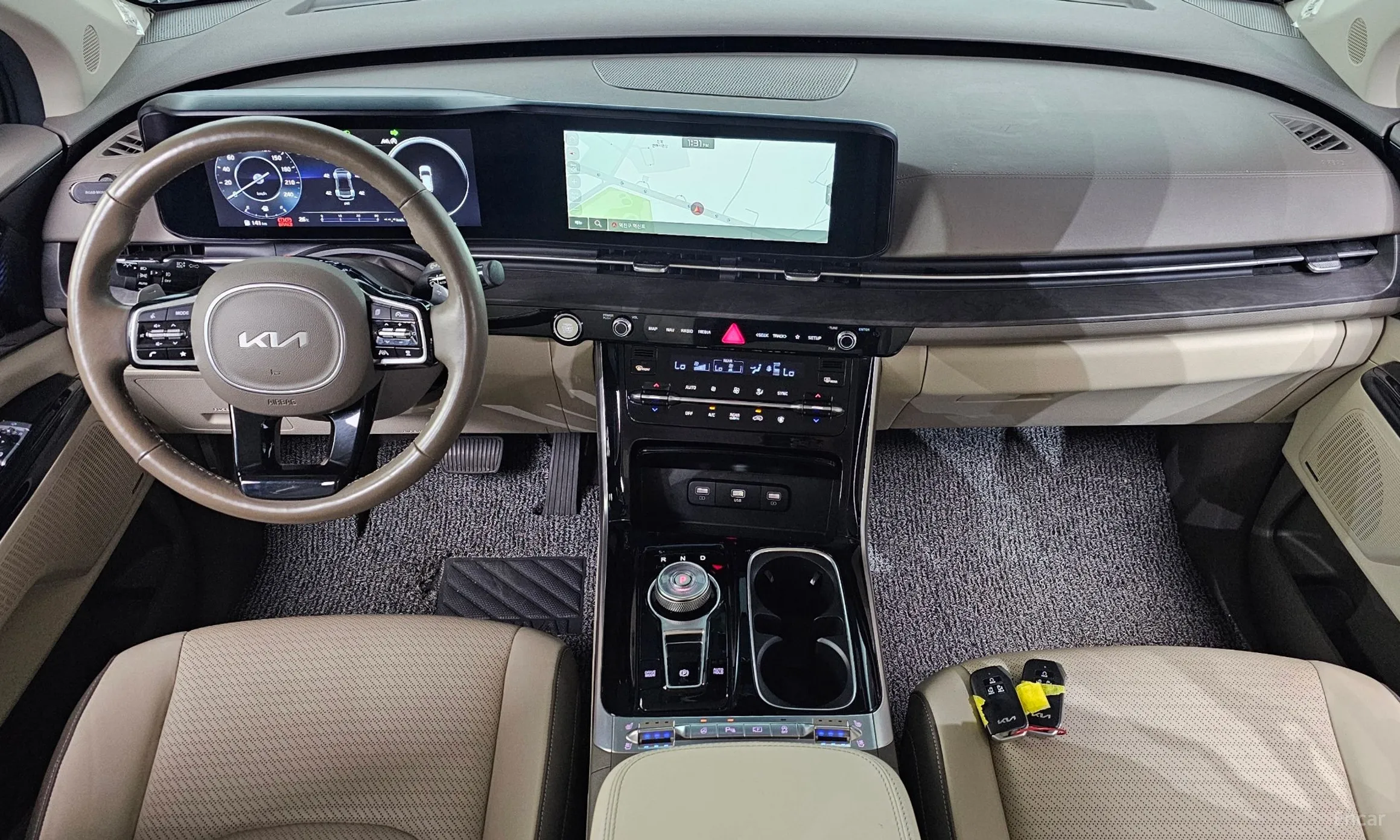 Kia Carnival Gen 4 превью 4