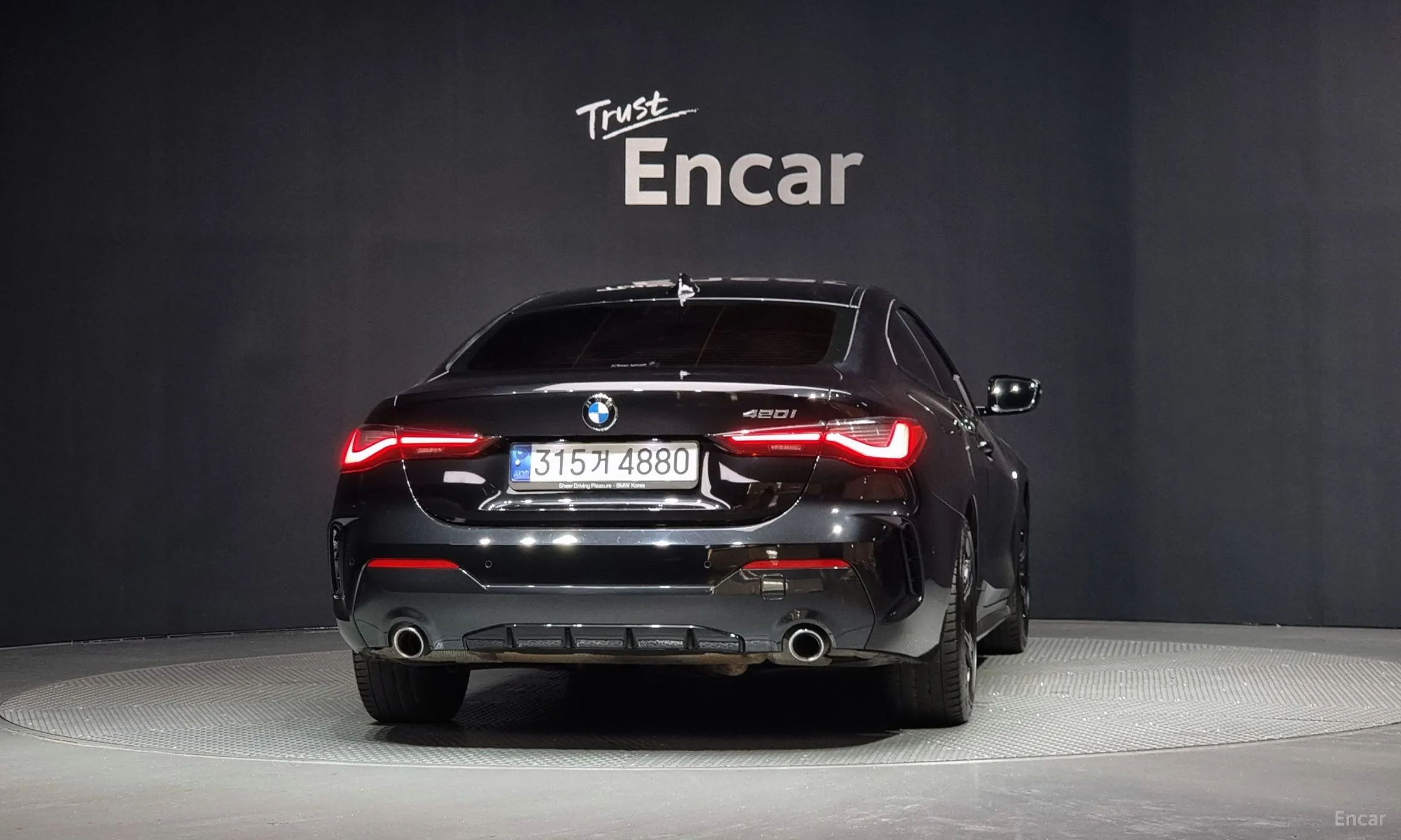 BMW Series 4 (G22) превью 3