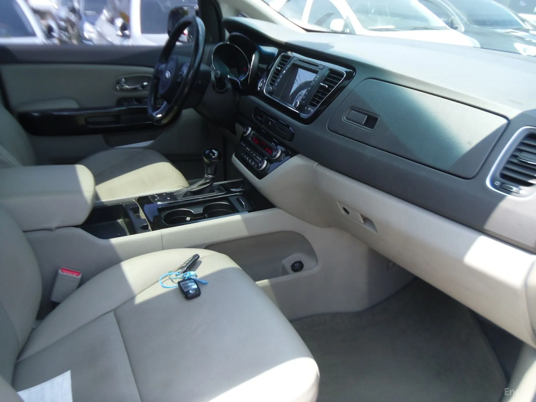 Kia Carnival превью 14