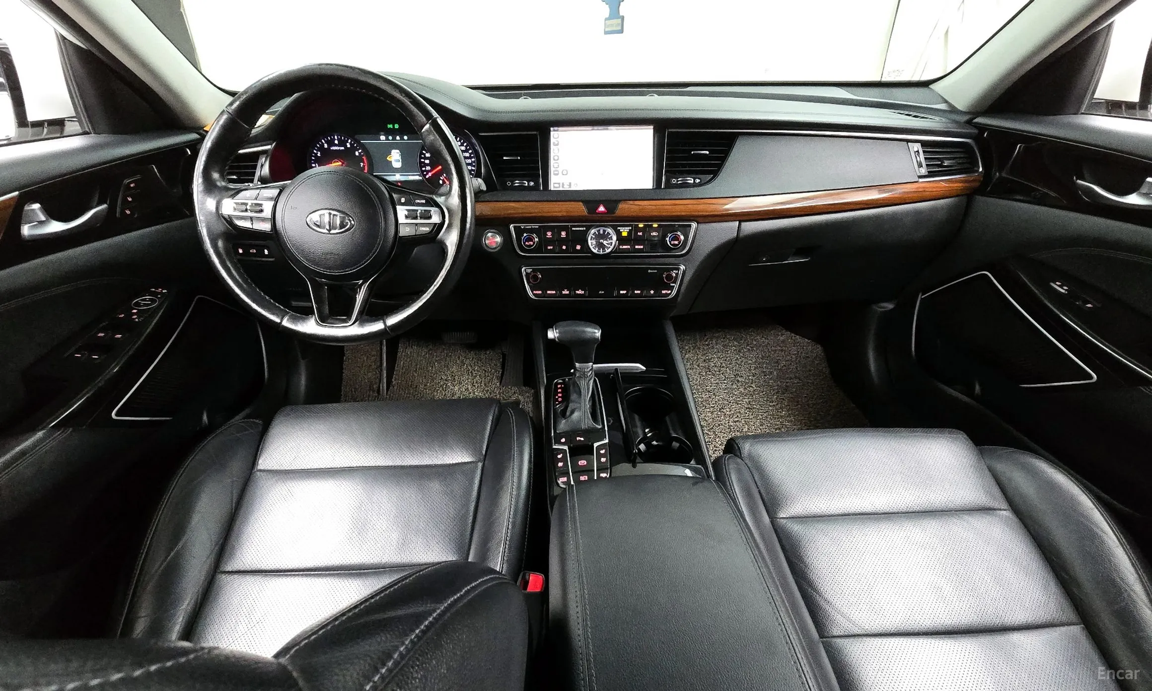 Kia K7 превью 4