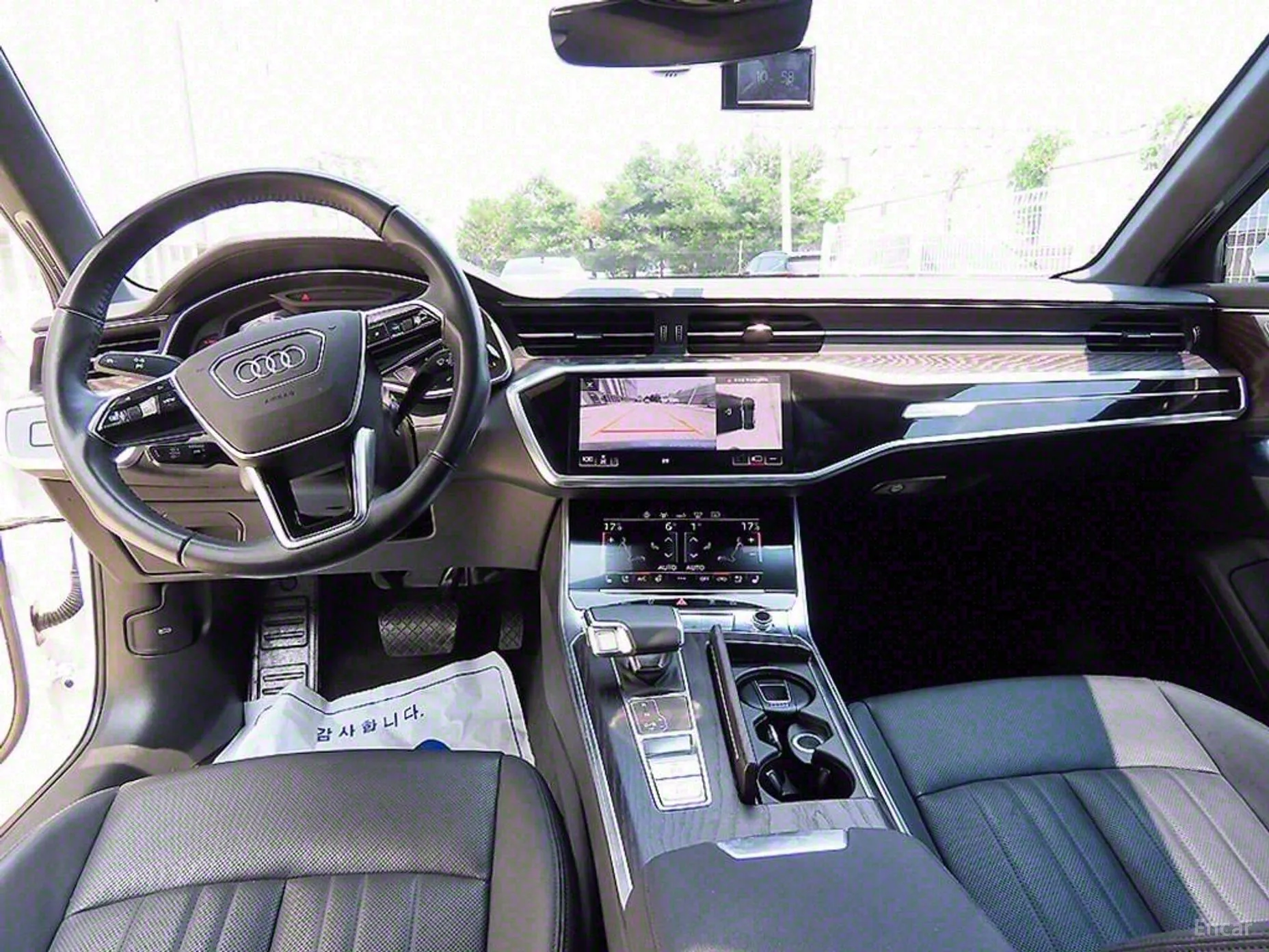 Audi A6 (C8) превью 4