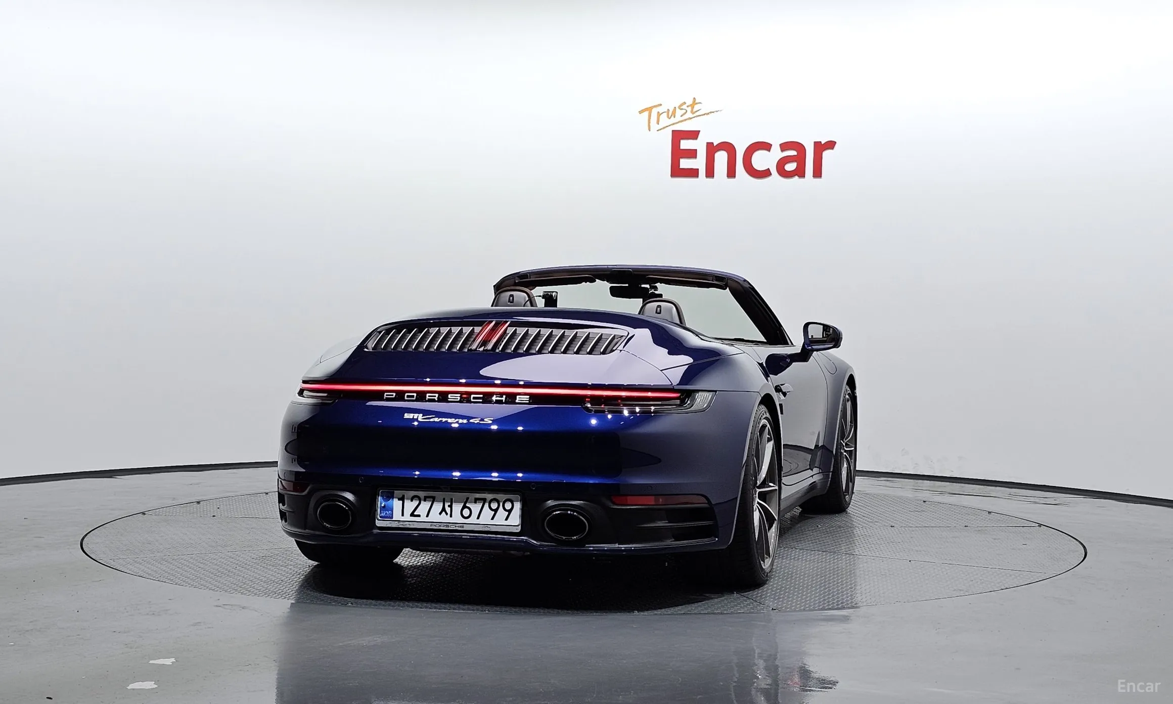 Porsche 911 (992) превью 3