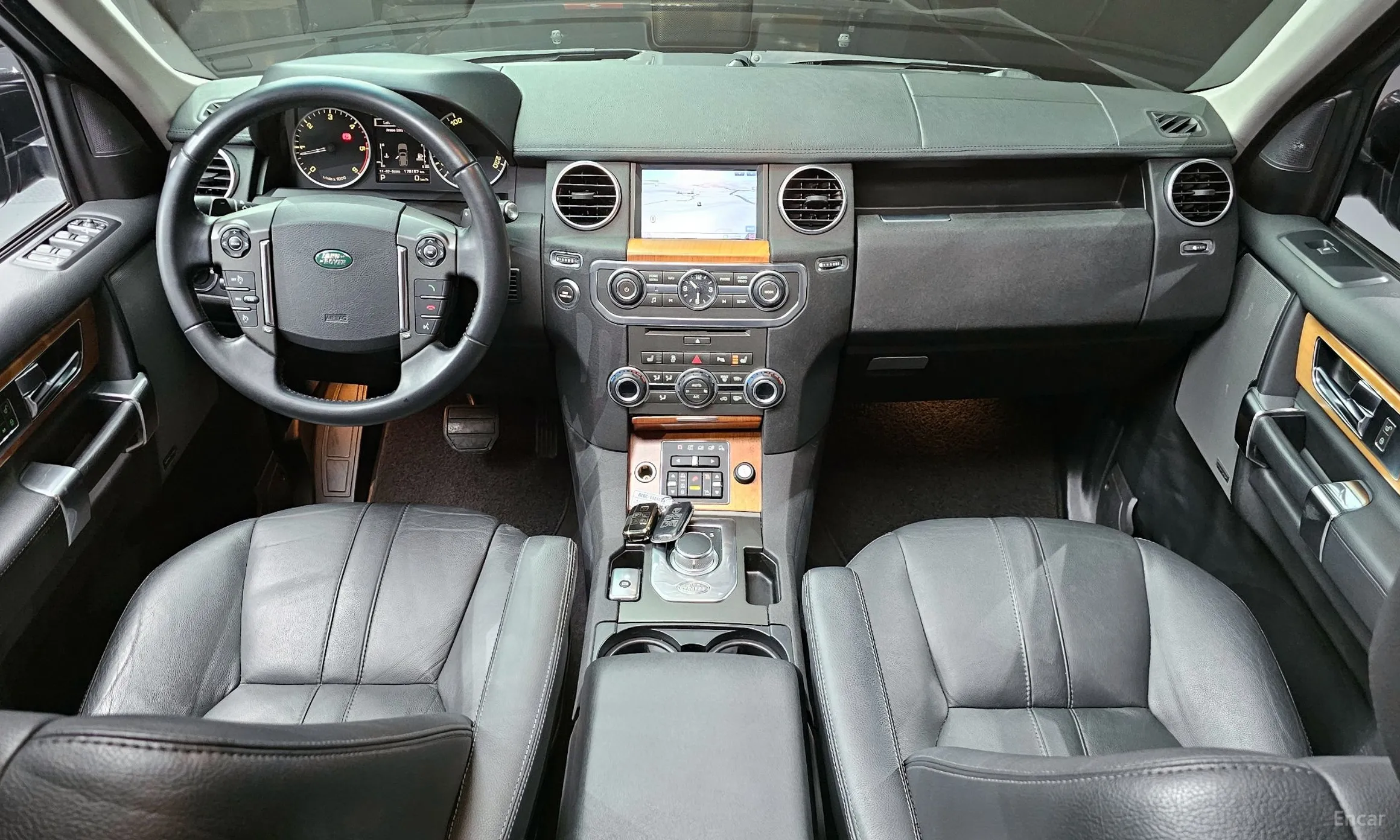 Land Rover Discovery 4 превью 4