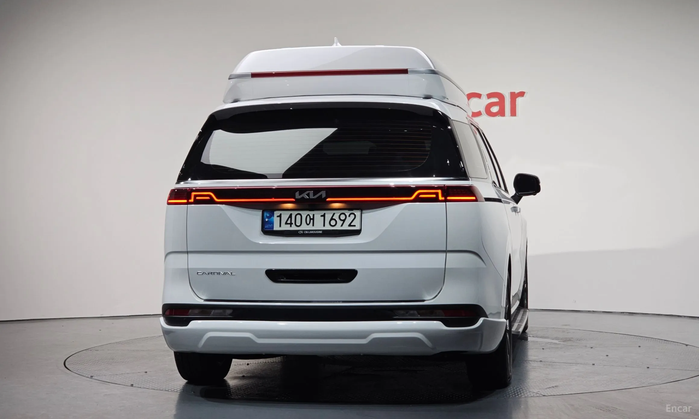 Kia Carnival Gen 4 превью 3