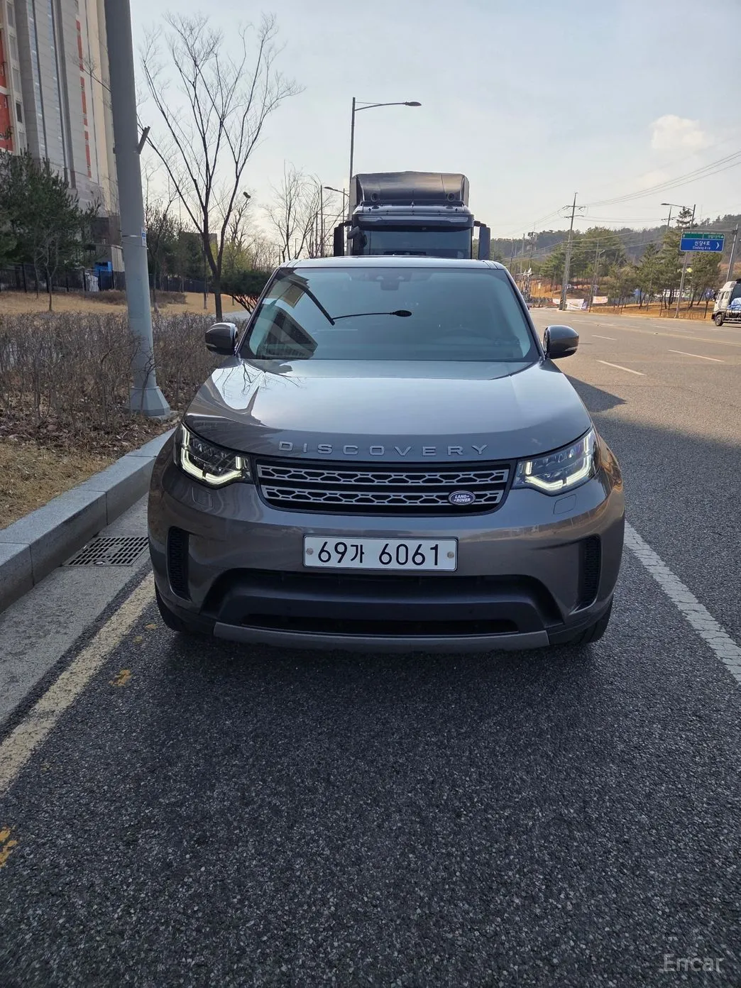 Land Rover Discovery 5 превью 3