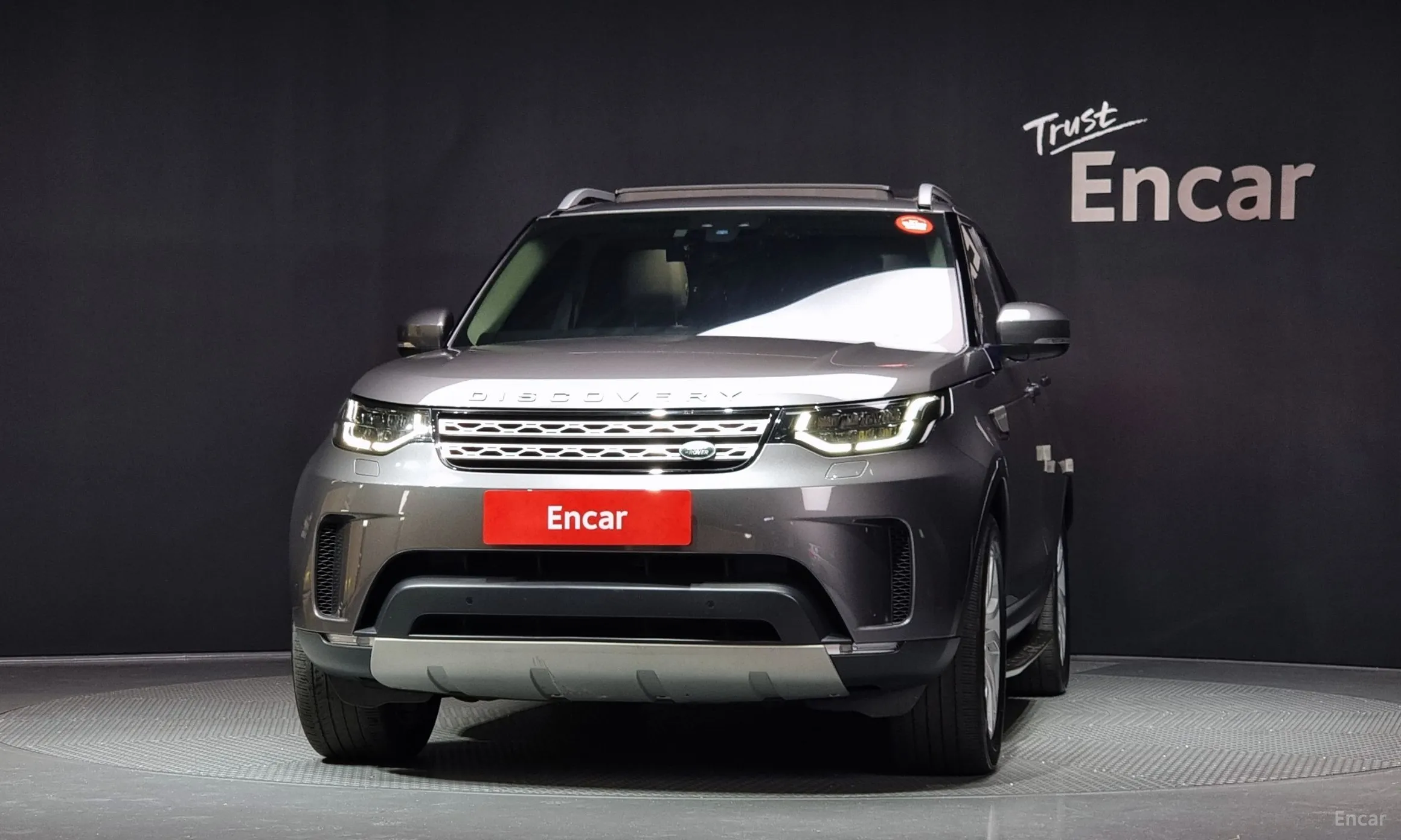 Land Rover Discovery 5 превью 2