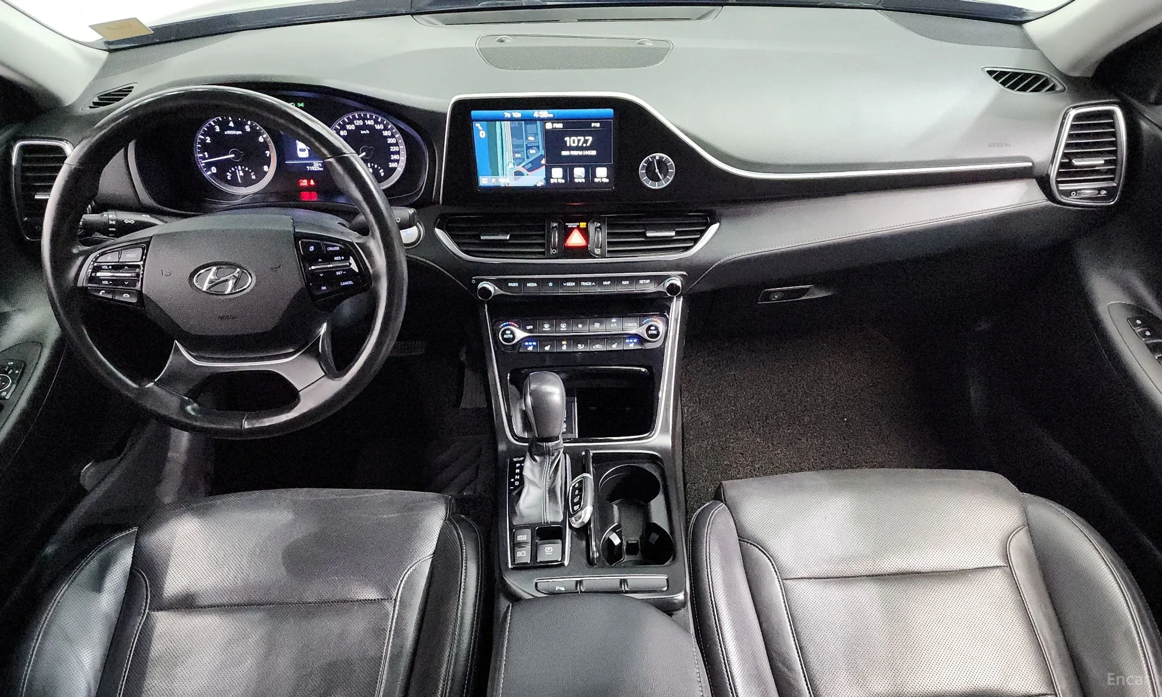 Hyundai Grandeur IG превью 4