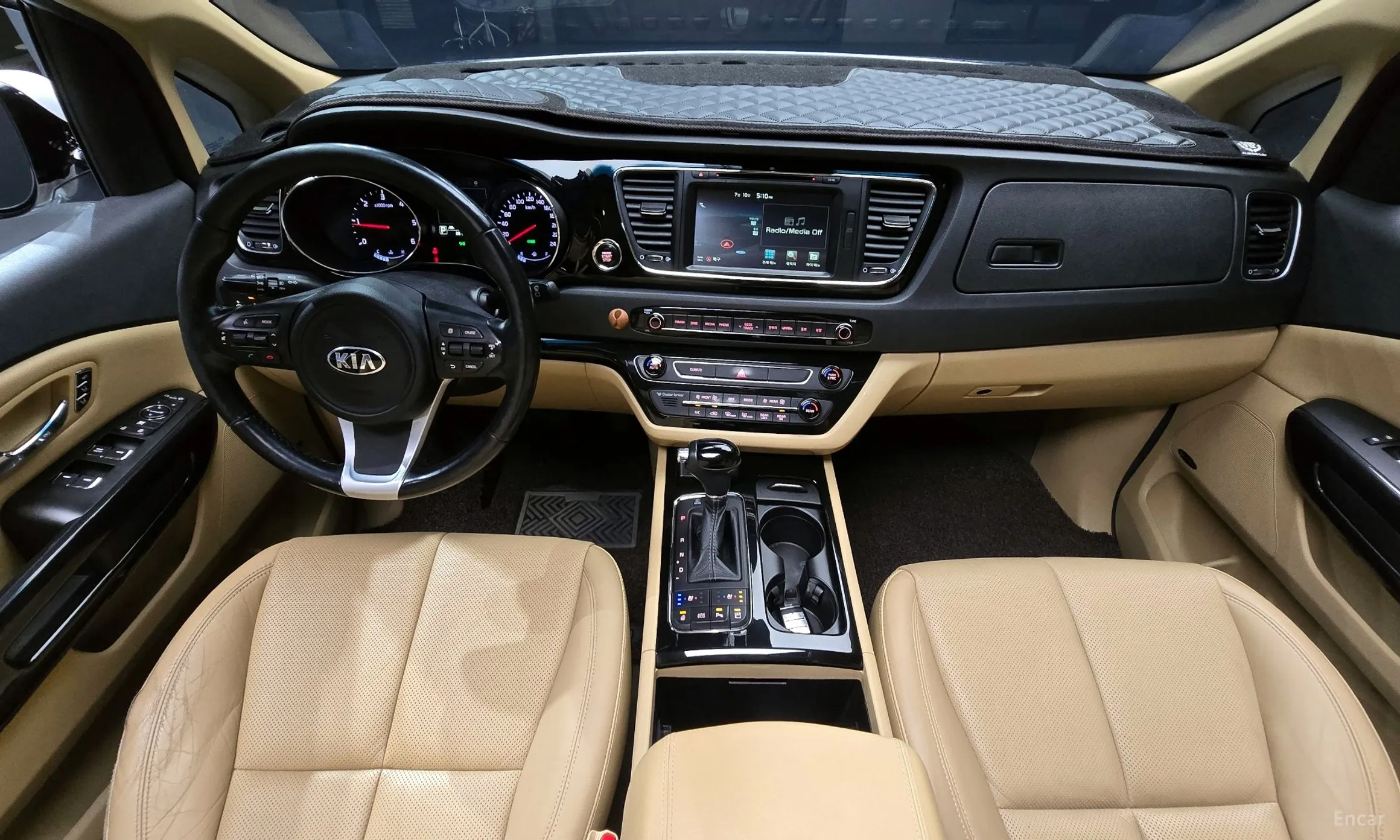 Kia Carnival превью 4