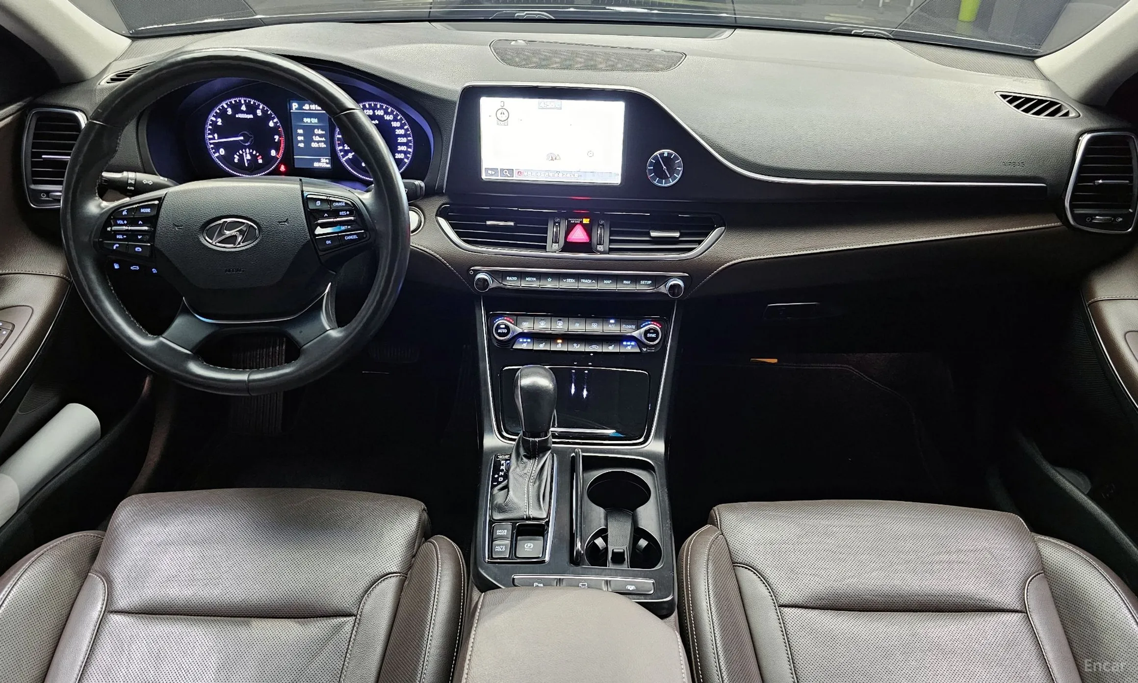 Hyundai Grandeur IG превью 4